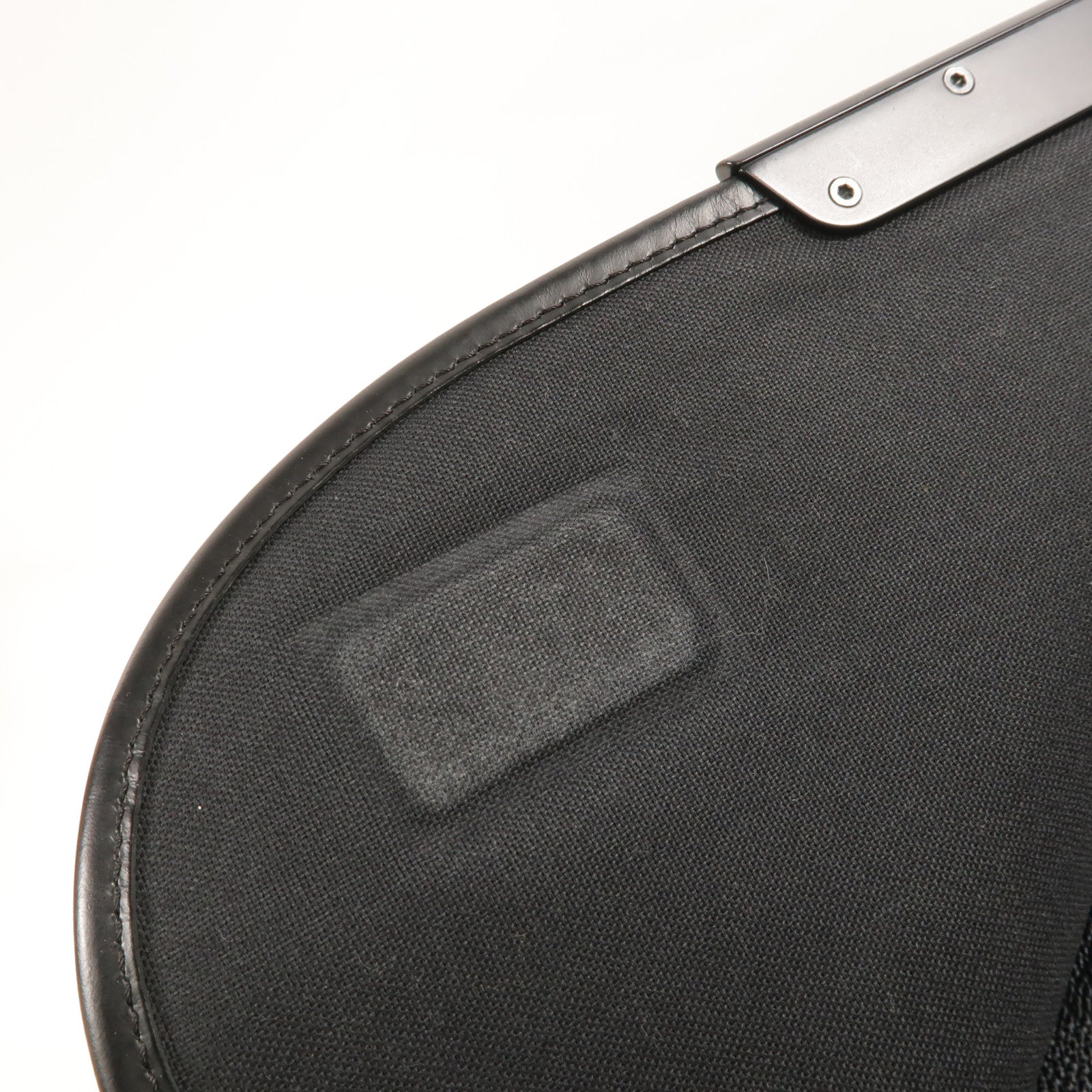 LOUIS VUITTON Damier Graghite Daniel MM銀扣肩背袋