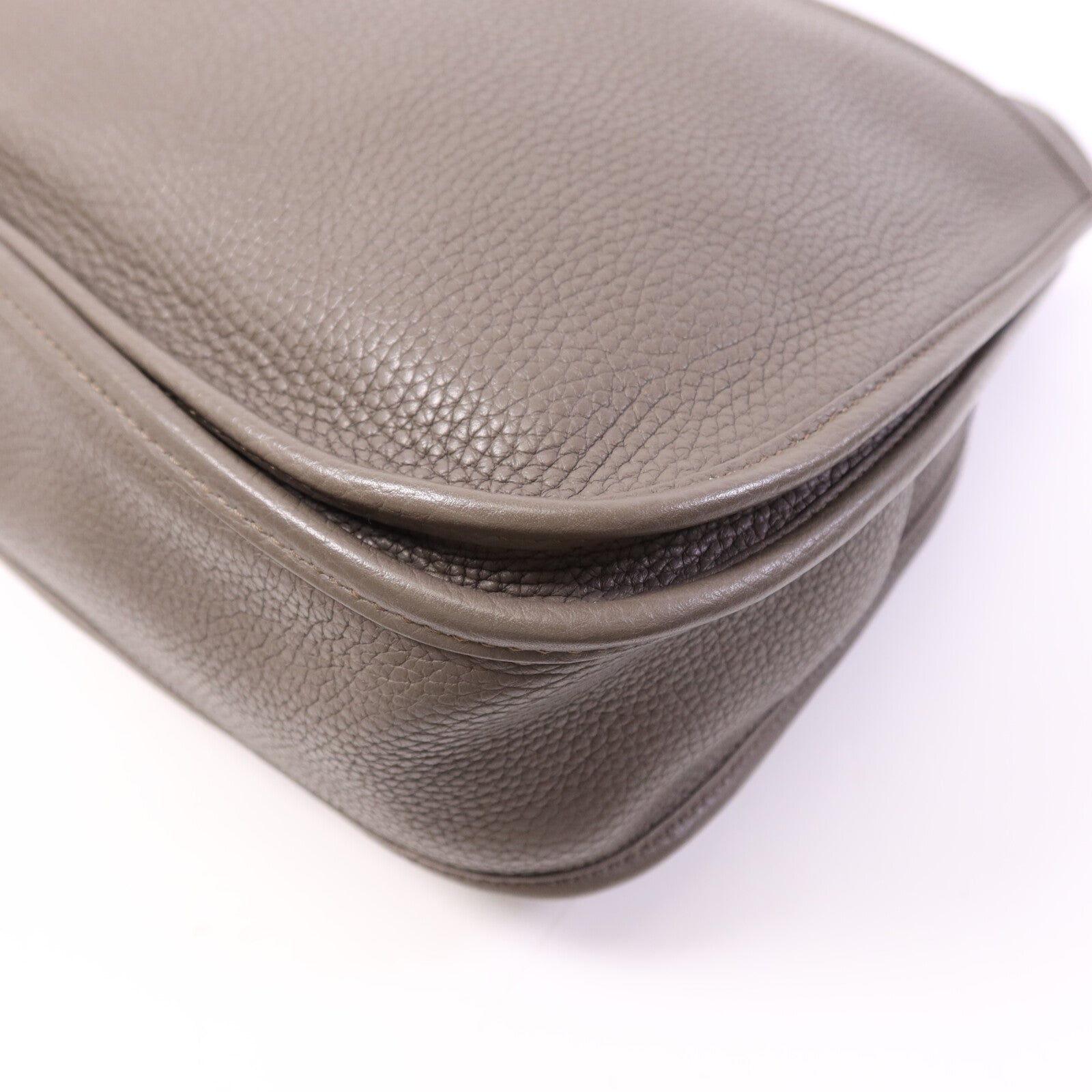 HERMES Clemence皮革Evelyne GM銀扣肩背袋Etain