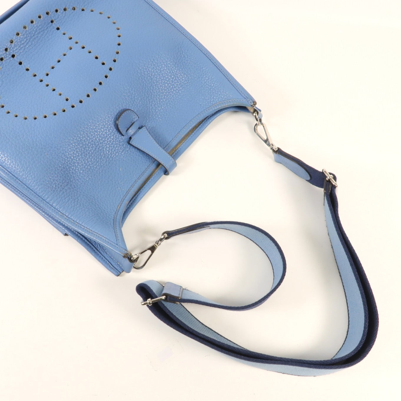 HERMES Clemence皮革Evelyne PM銀扣肩背袋Blue Jeans