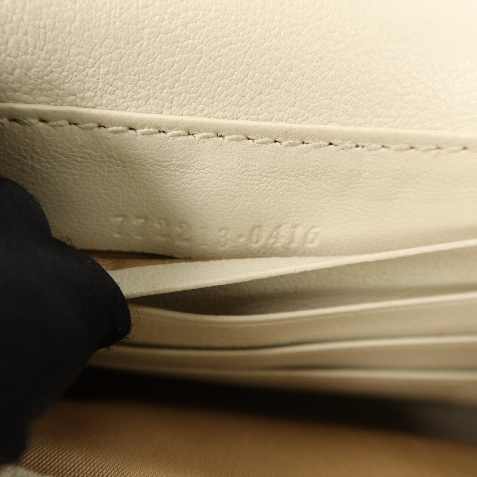 GUCCI 牛皮皮革Blondie Wallet On Chain鏈帶肩背袋