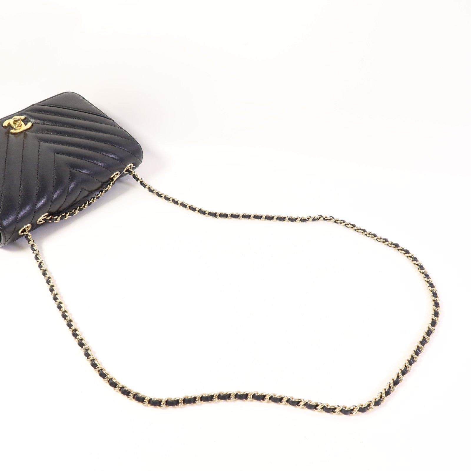 CHANEL 牛皮皮革Shoulder Bag金扣鏈帶肩背袋