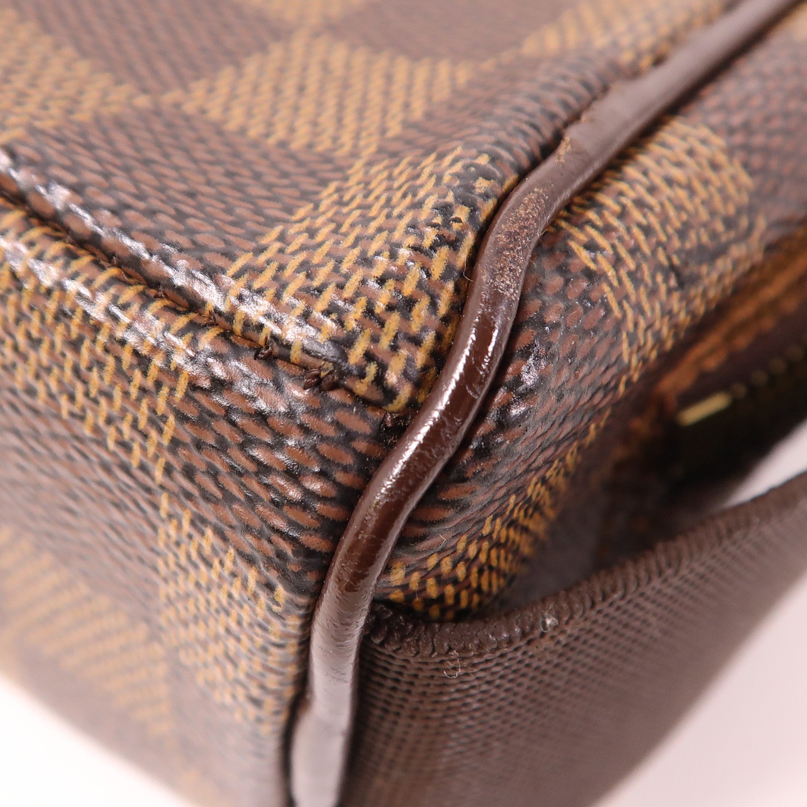 LOUIS VUITTON Damier Olaf PM金扣肩背袋