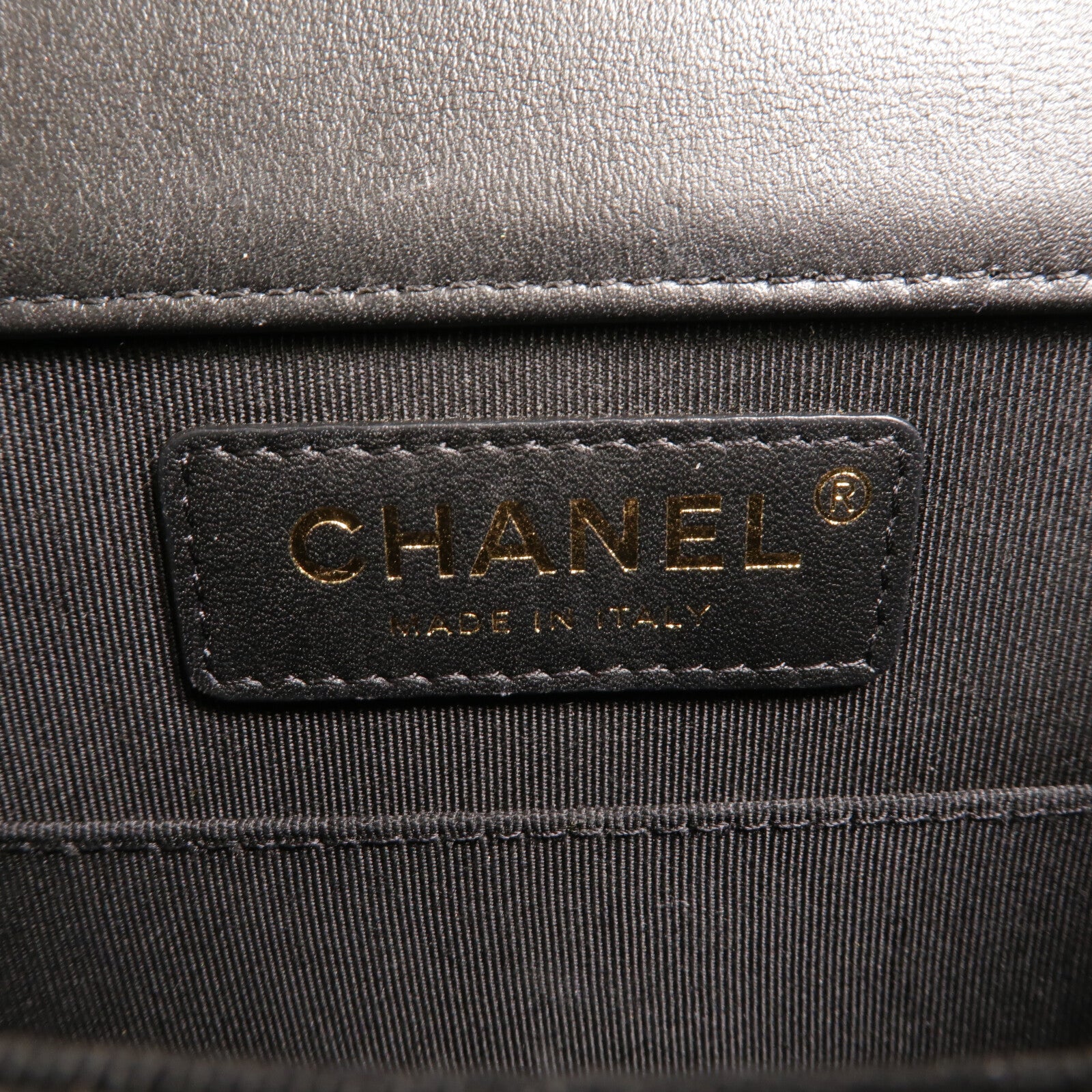 CHANEL 牛皮皮革North South Boy鏈帶肩背袋