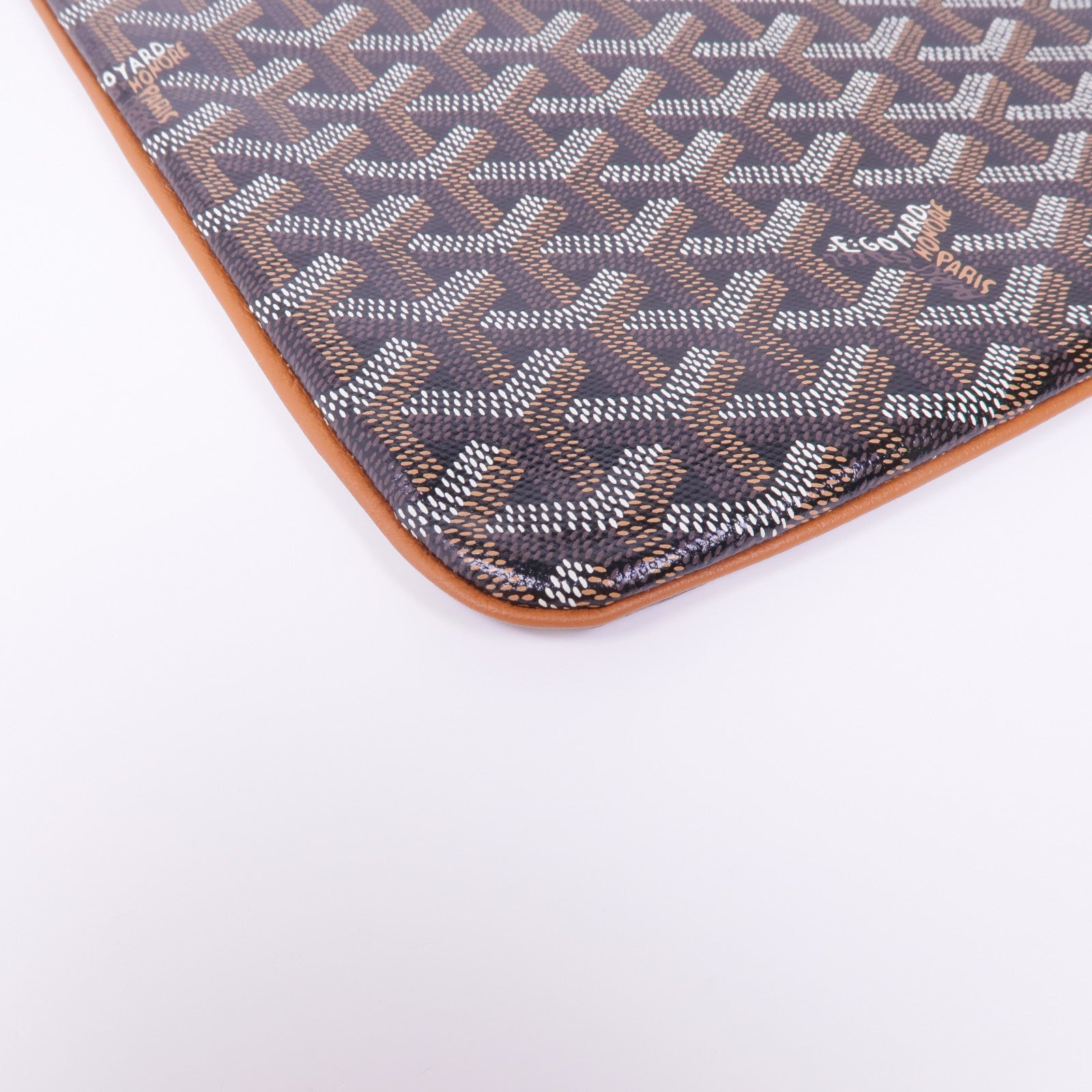 GOYARD 塗層帆布Clutch銀扣手拿包