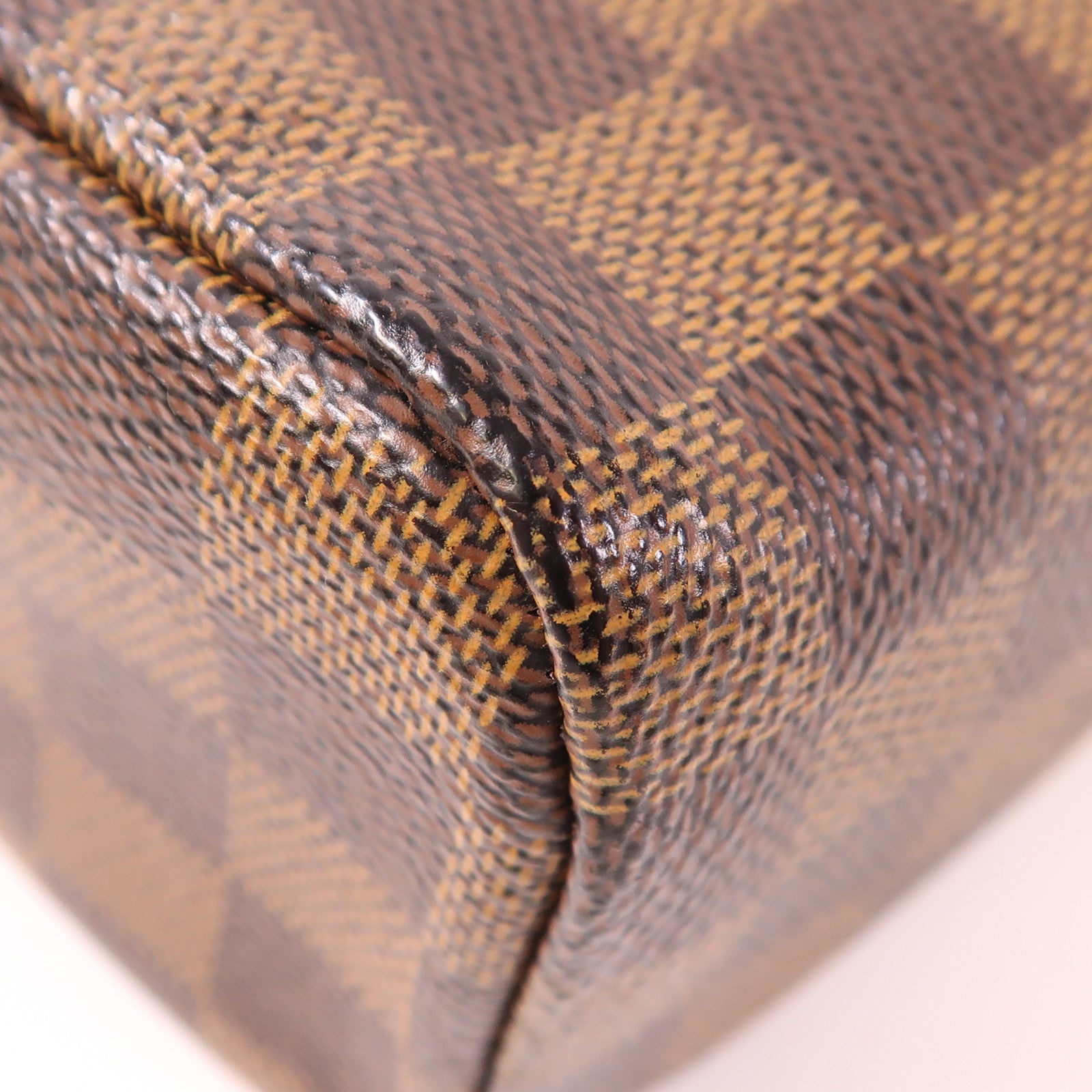 LOUIS VUITTON Damier Olaf PM金扣肩背袋