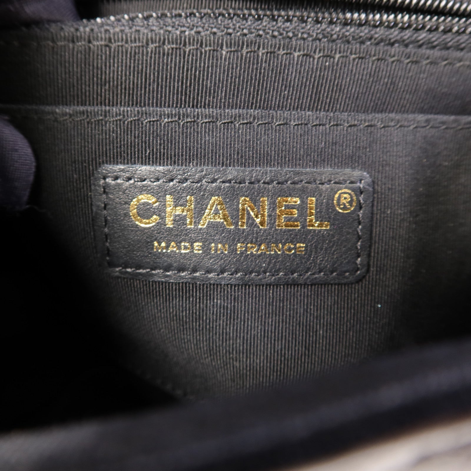 CHANEL 牛皮皮革Shoulder Bag金扣鏈帶肩背袋