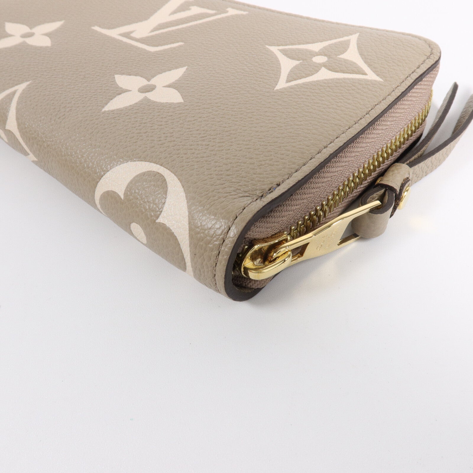 LOUIS VUITTON Monogram Empreinte Zippy Wallet長錢包