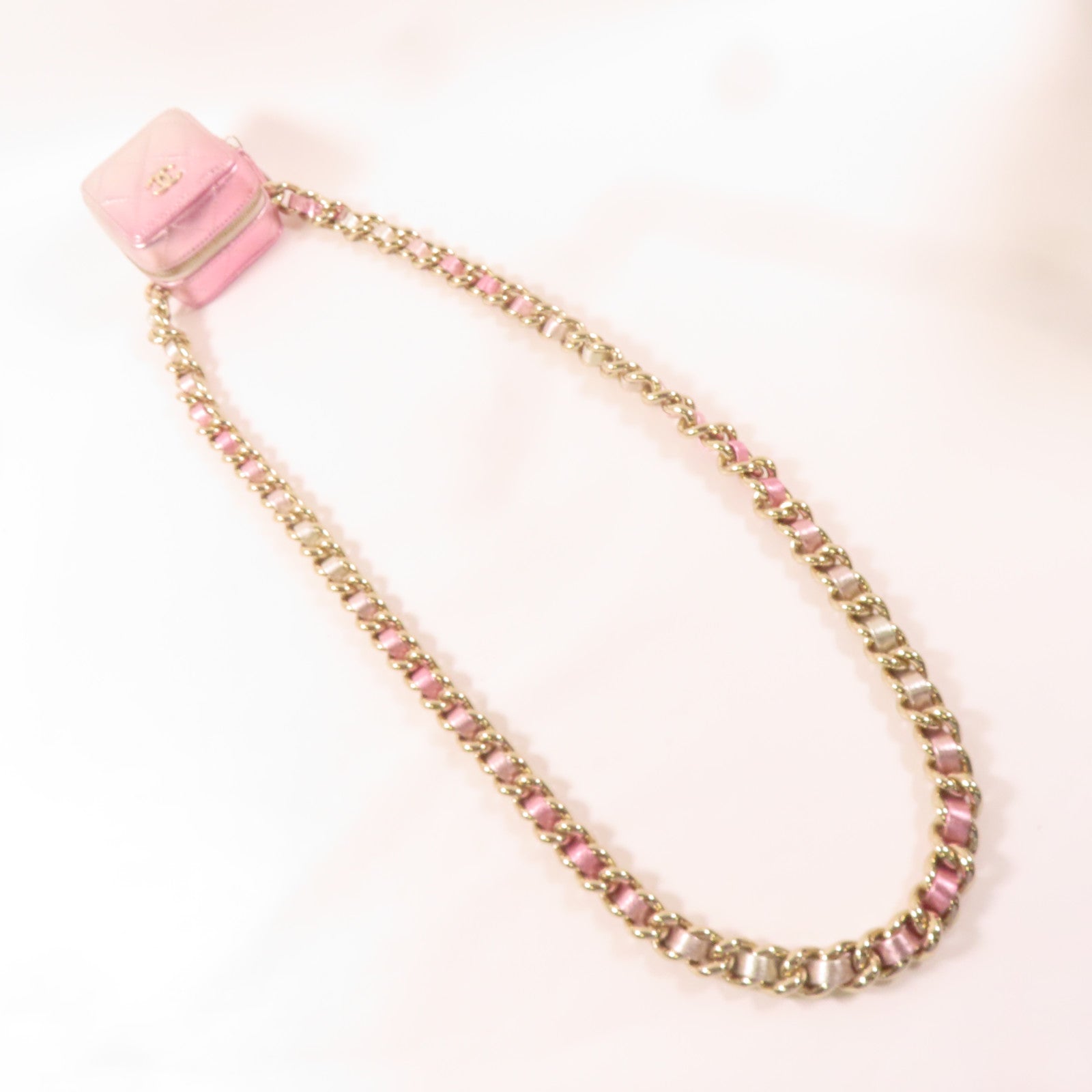 CHANEL 菱格牛皮皮革Cube Bag金扣鏈帶肩背袋粉紅色/漸層金屬色