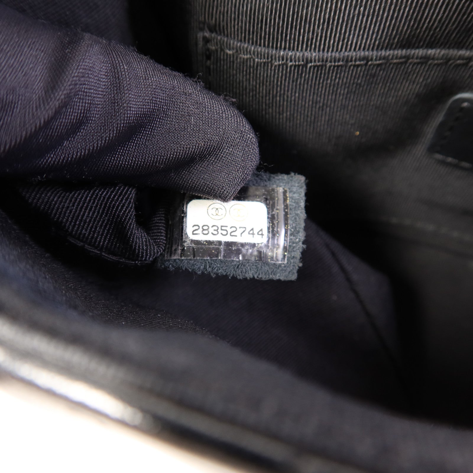 CHANEL 牛皮皮革Shoulder Bag金扣鏈帶肩背袋