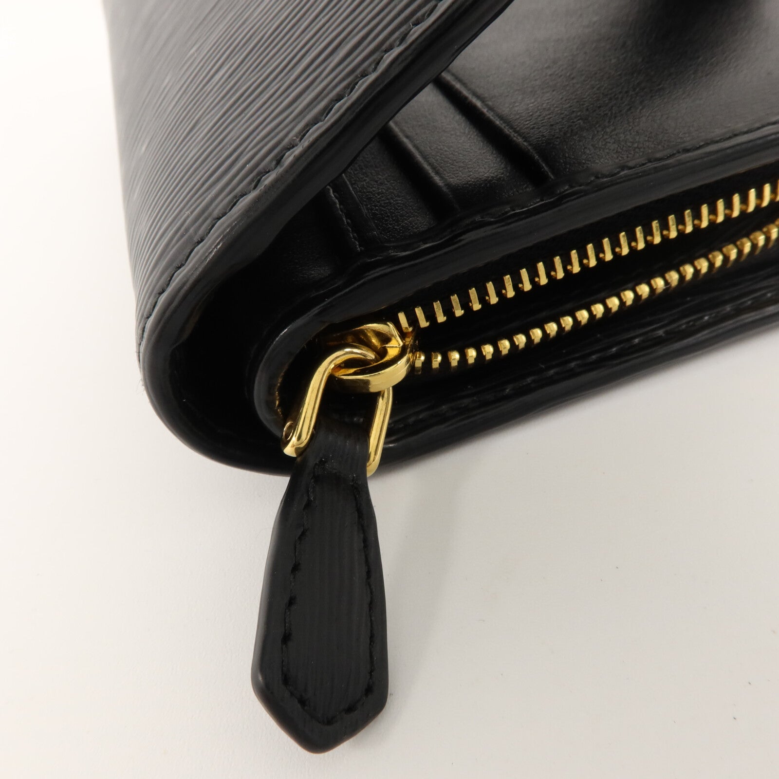 PRADA Saffiano皮革Bifold Wallet錢包