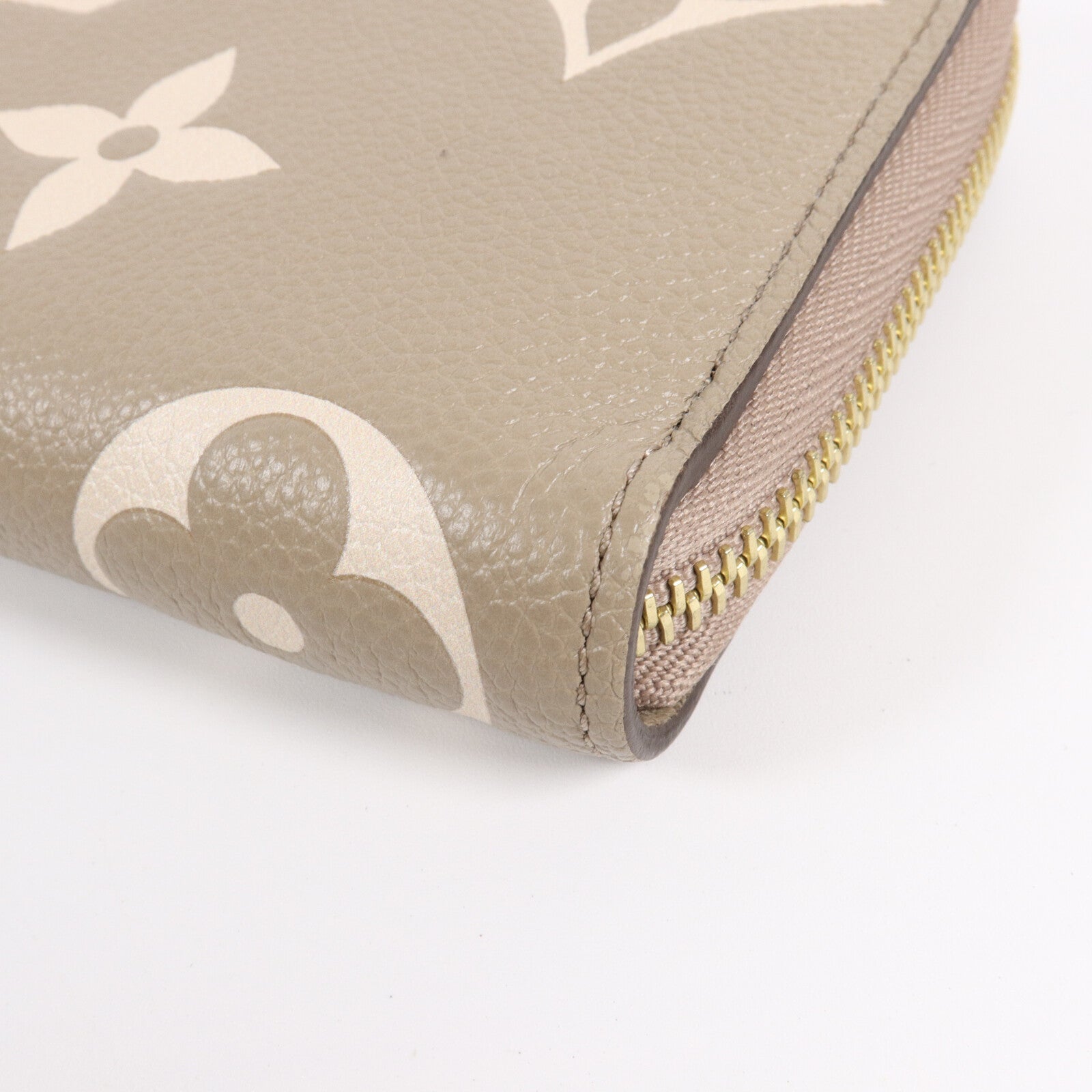 LOUIS VUITTON Monogram Empreinte Zippy Wallet長錢包