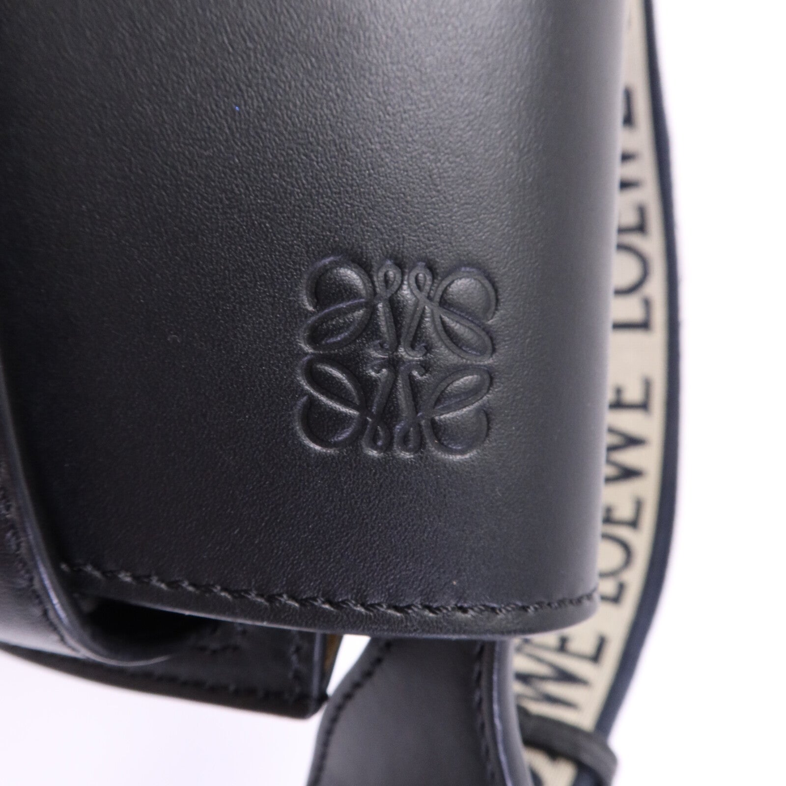 LOEWE 牛皮皮革Mini Gate Dual金扣肩背袋