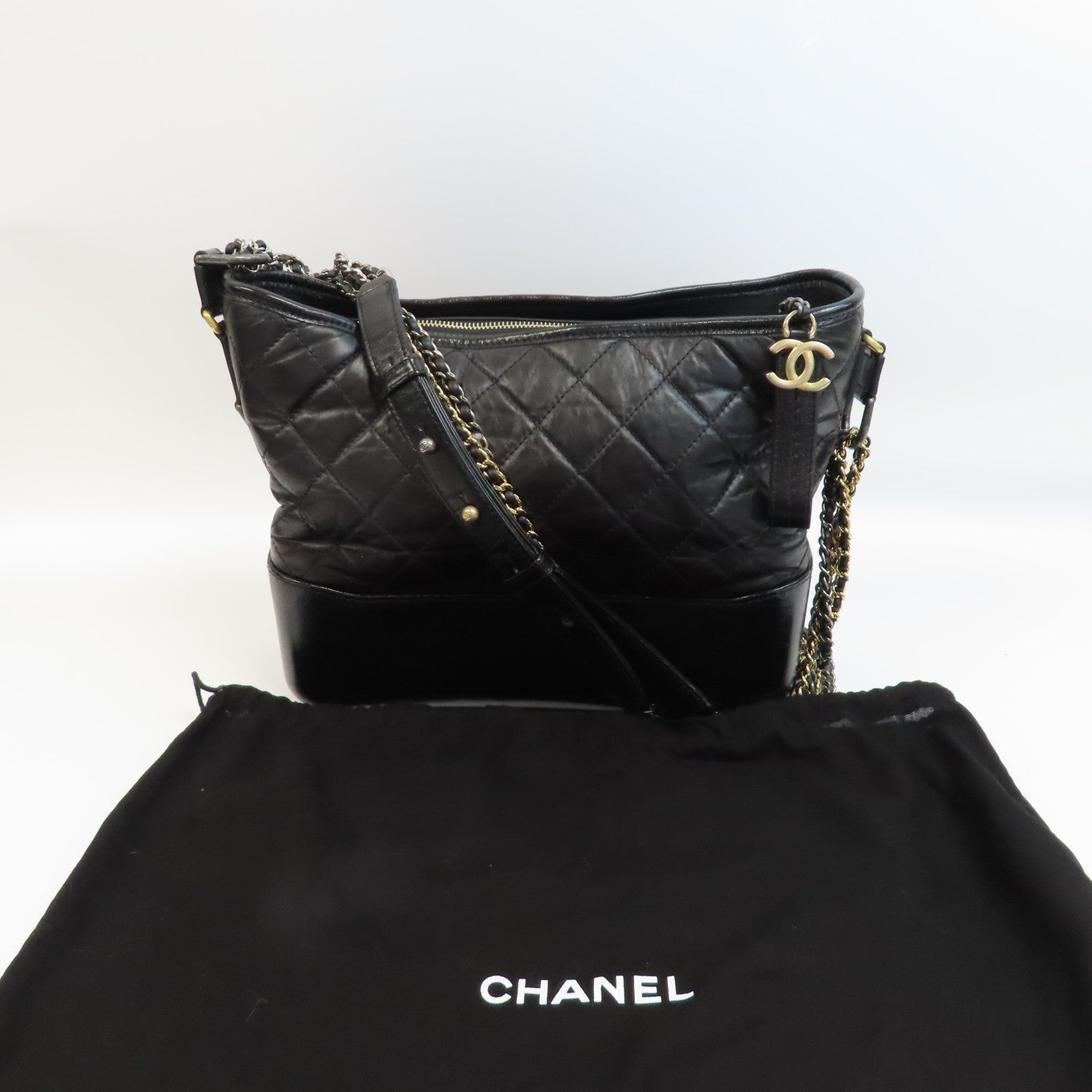 CHANEL 菱格牛皮皮革Gabrielle金/銀扣鏈帶肩背袋黑色