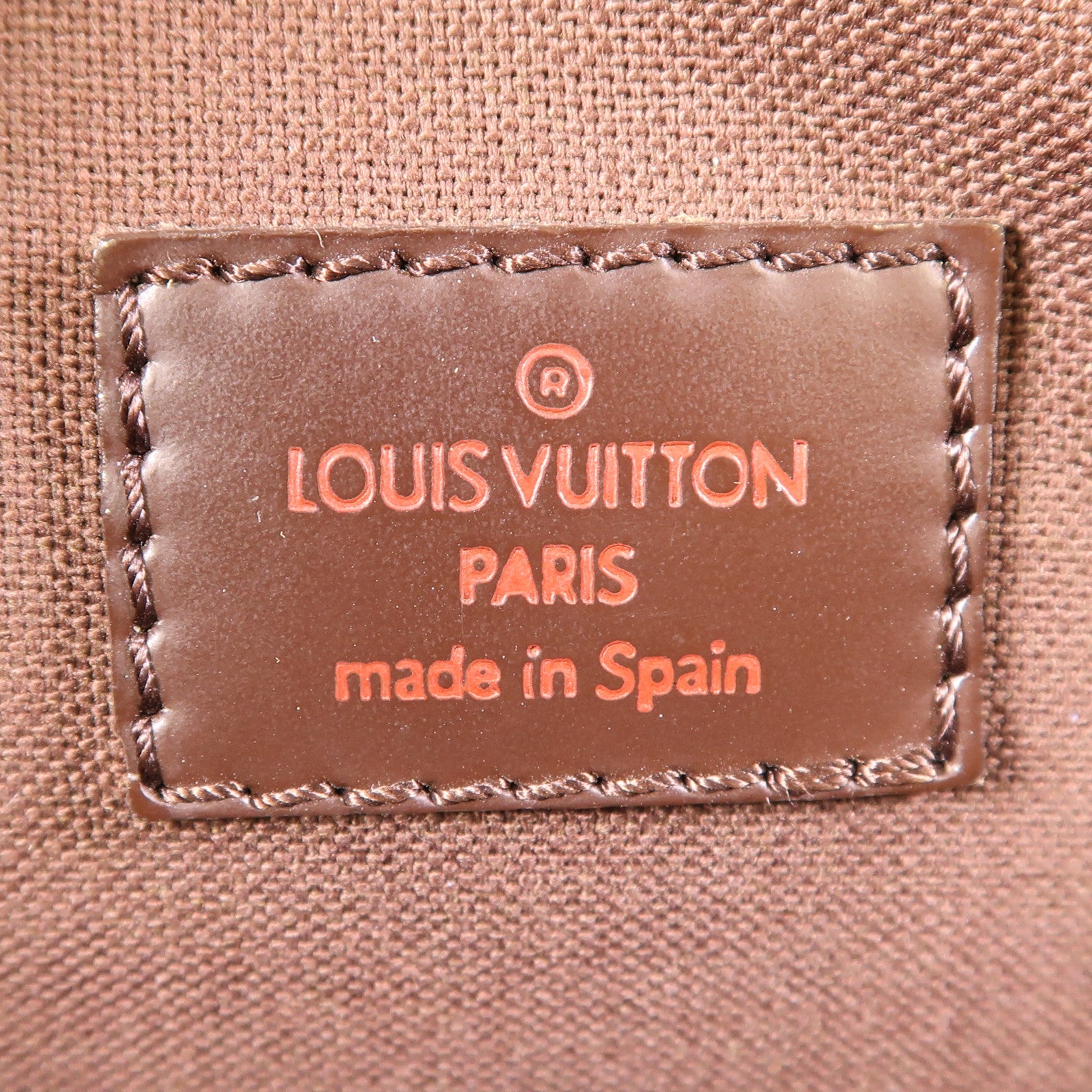 LOUIS VUITTON Damier Olaf PM金扣肩背袋