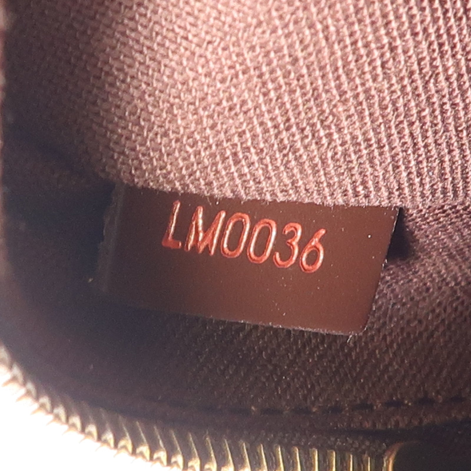 LOUIS VUITTON Damier Olaf PM金扣肩背袋