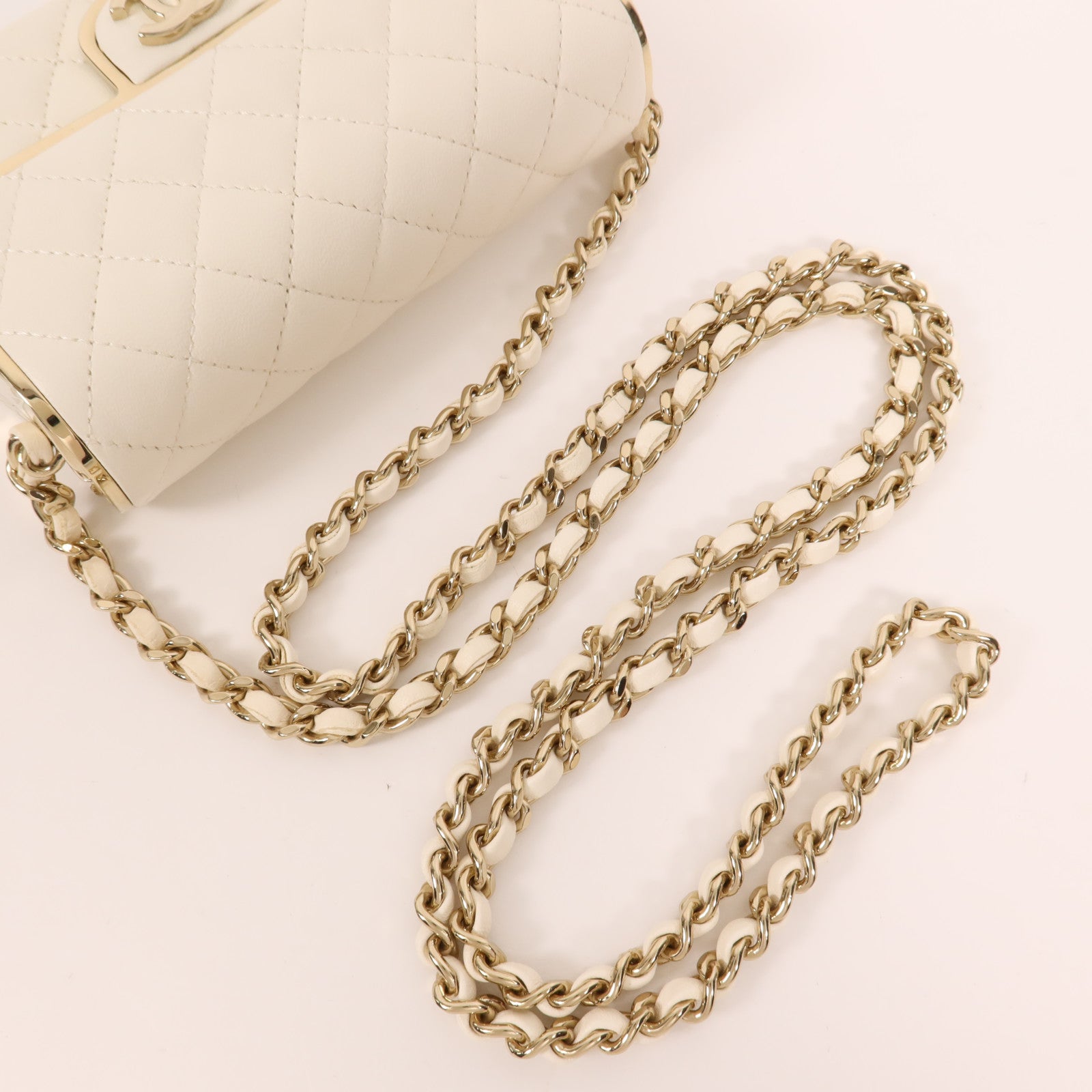 CHANEL 羊皮皮革Evening Bag金扣鏈帶肩背袋