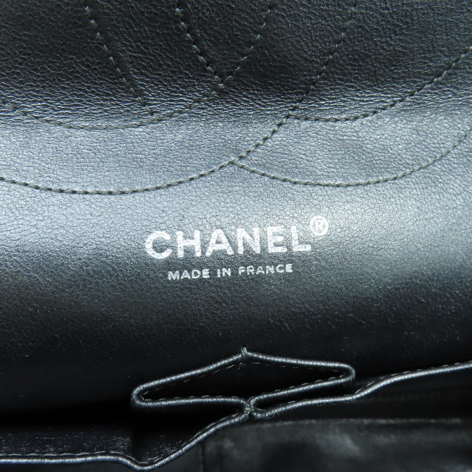 CHANEL 【清倉大減價】菱格牛皮皮革2.55銀扣鏈帶肩背袋黑色