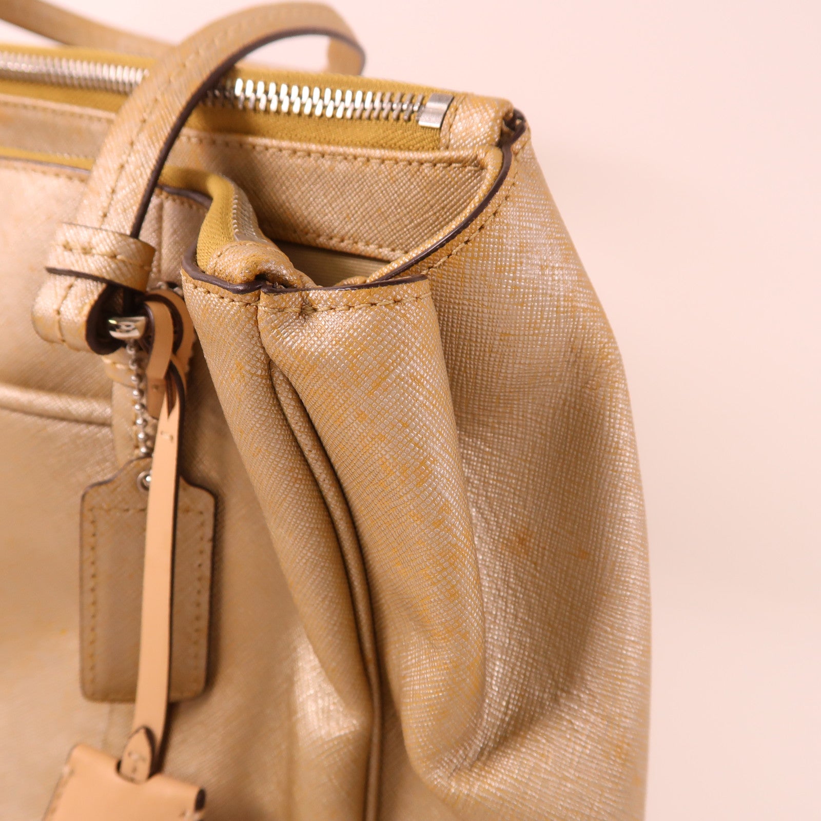 COACH 皮革Shoulder Bag銀扣肩背袋