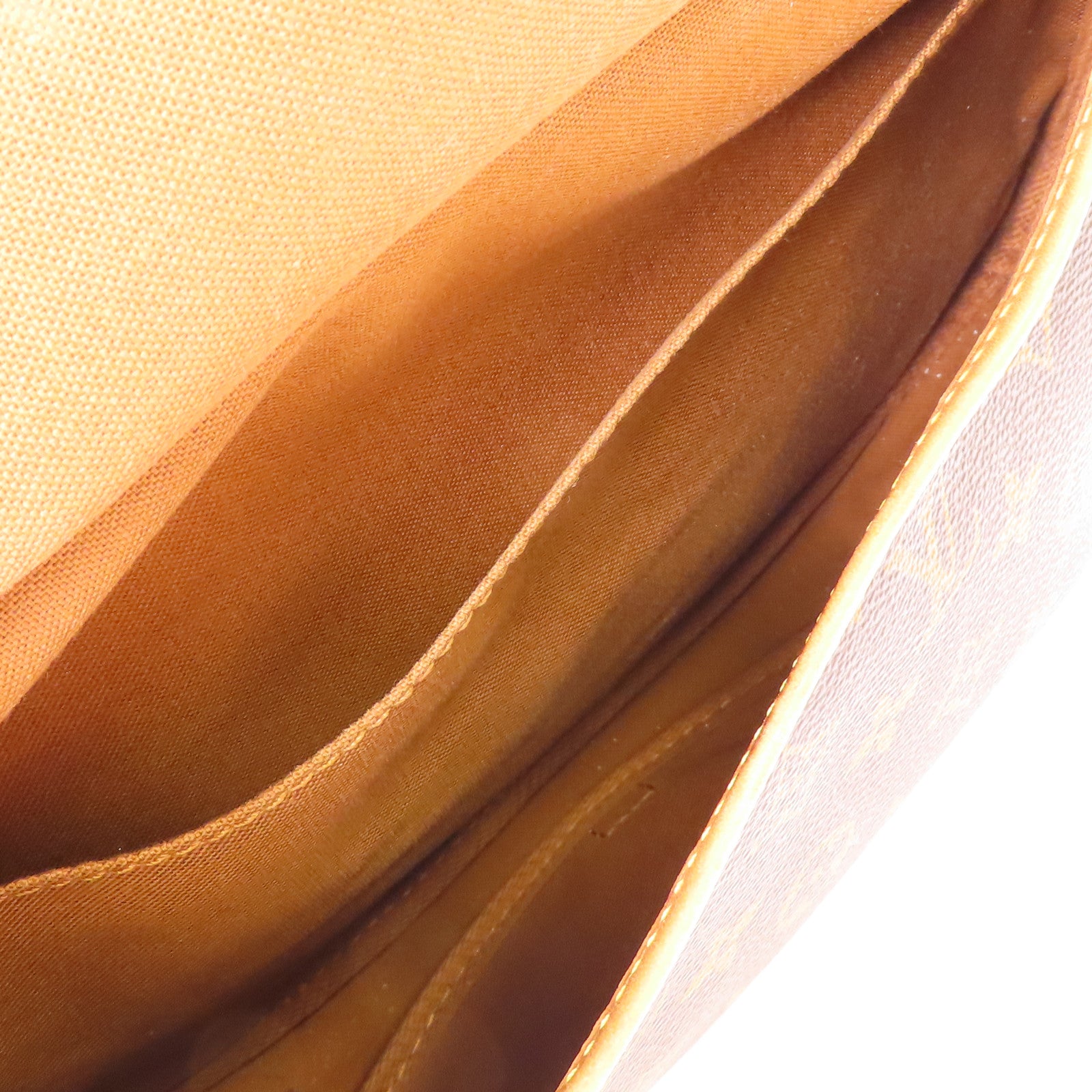 LOUIS VUITTON Monogram Saumur 30金扣肩背袋