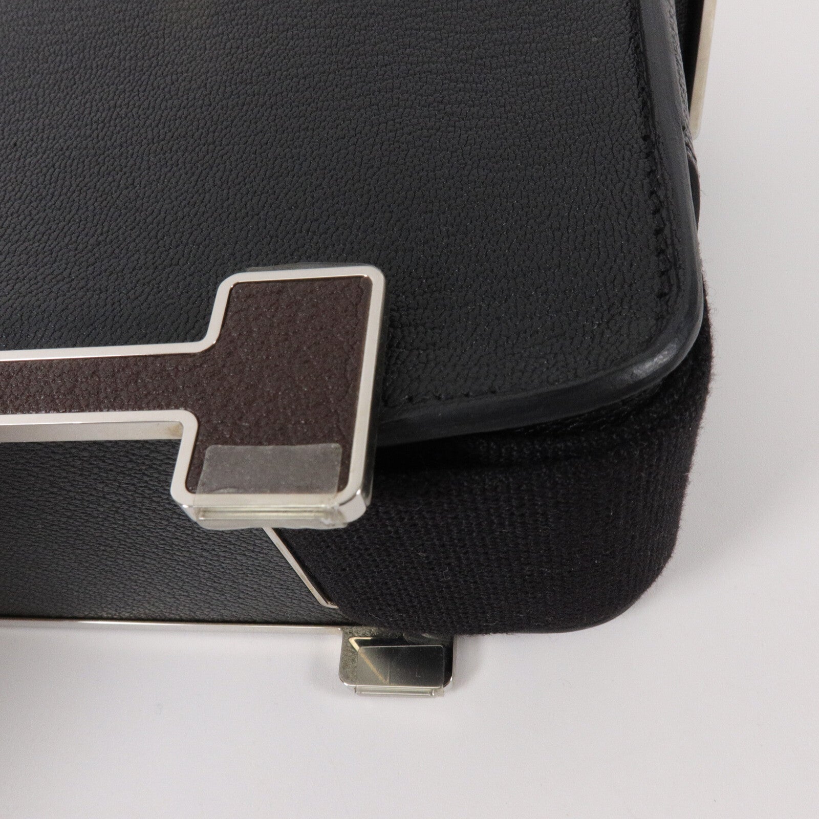 HERMES Chevre皮革Geta Bicolor肩背袋Noir