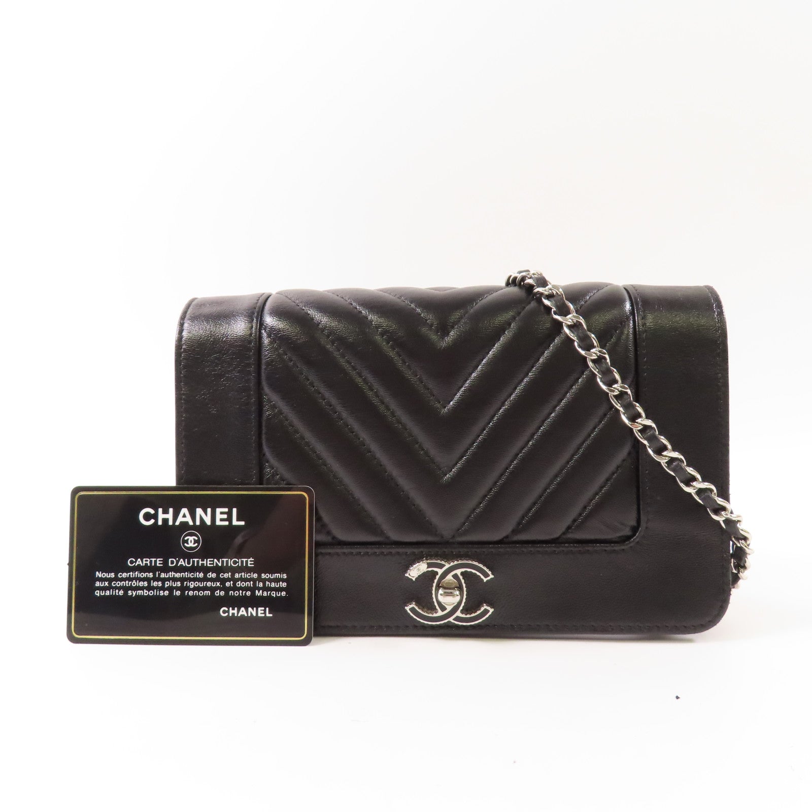 CHANEL 【激減優惠】羊皮皮革WOC Wallet On Chain銀扣鏈帶肩背袋
