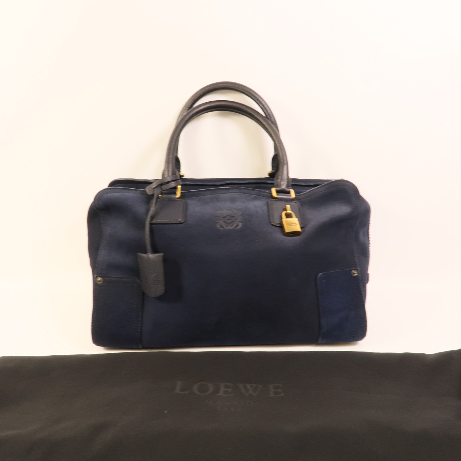 LOEWE 麂皮皮革Amazona手挽袋