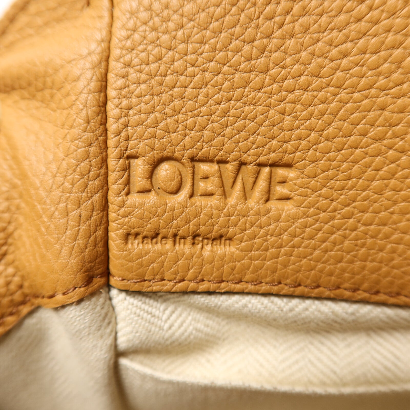 LOEWE 牛皮皮革Hammock Mini手挽肩背兩用袋