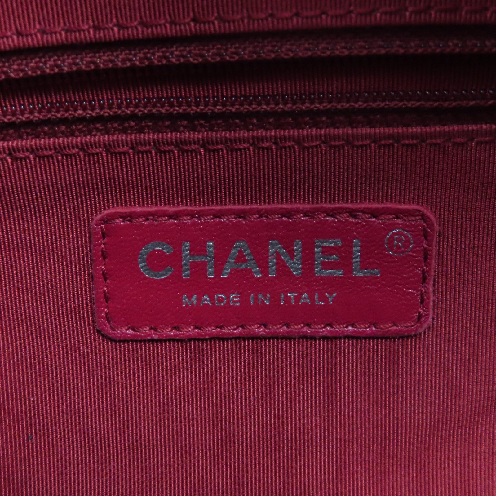 CHANEL 菱格牛皮皮革Gabrielle金/銀扣鏈帶肩背袋黑色