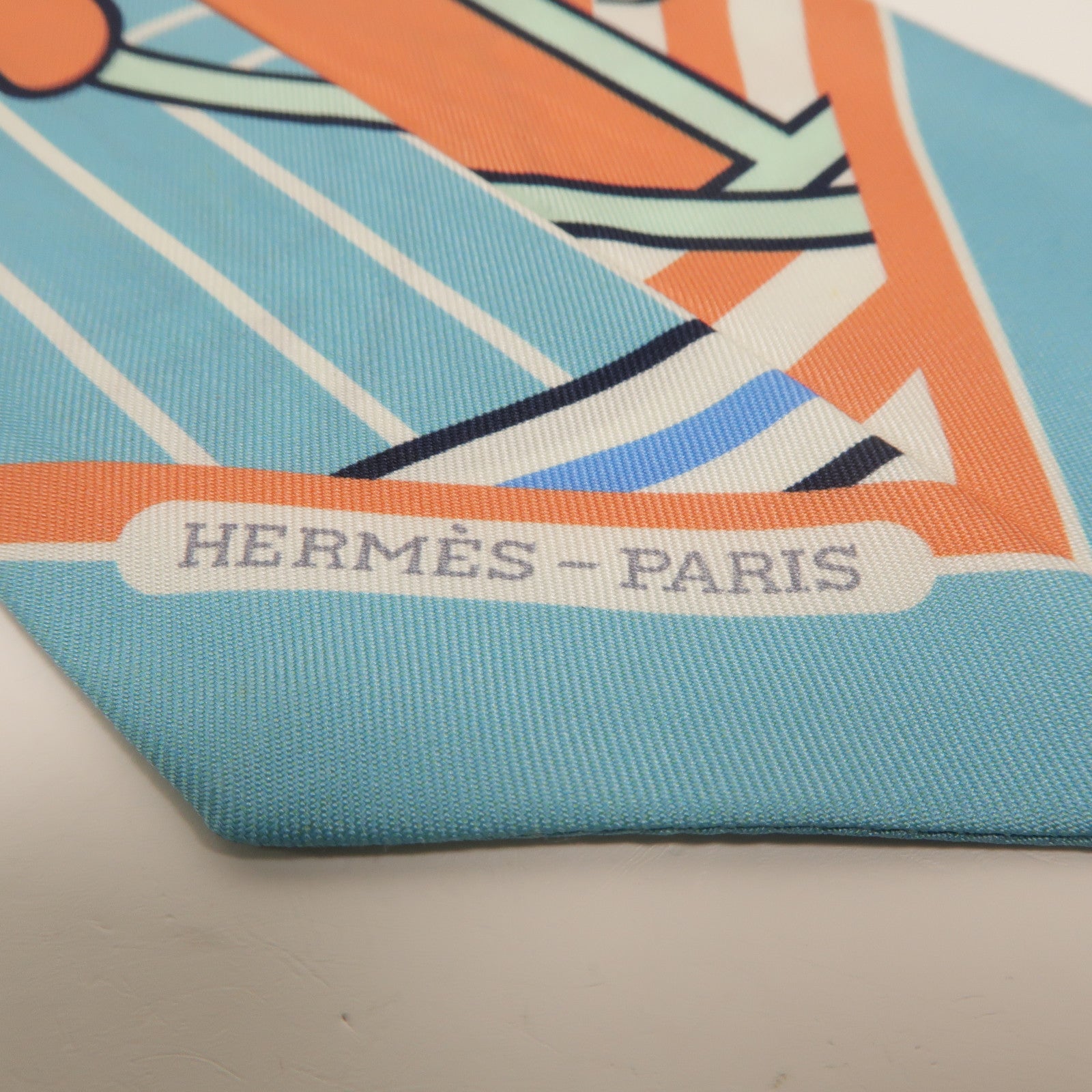 HERMES 絲質Twilly絲巾