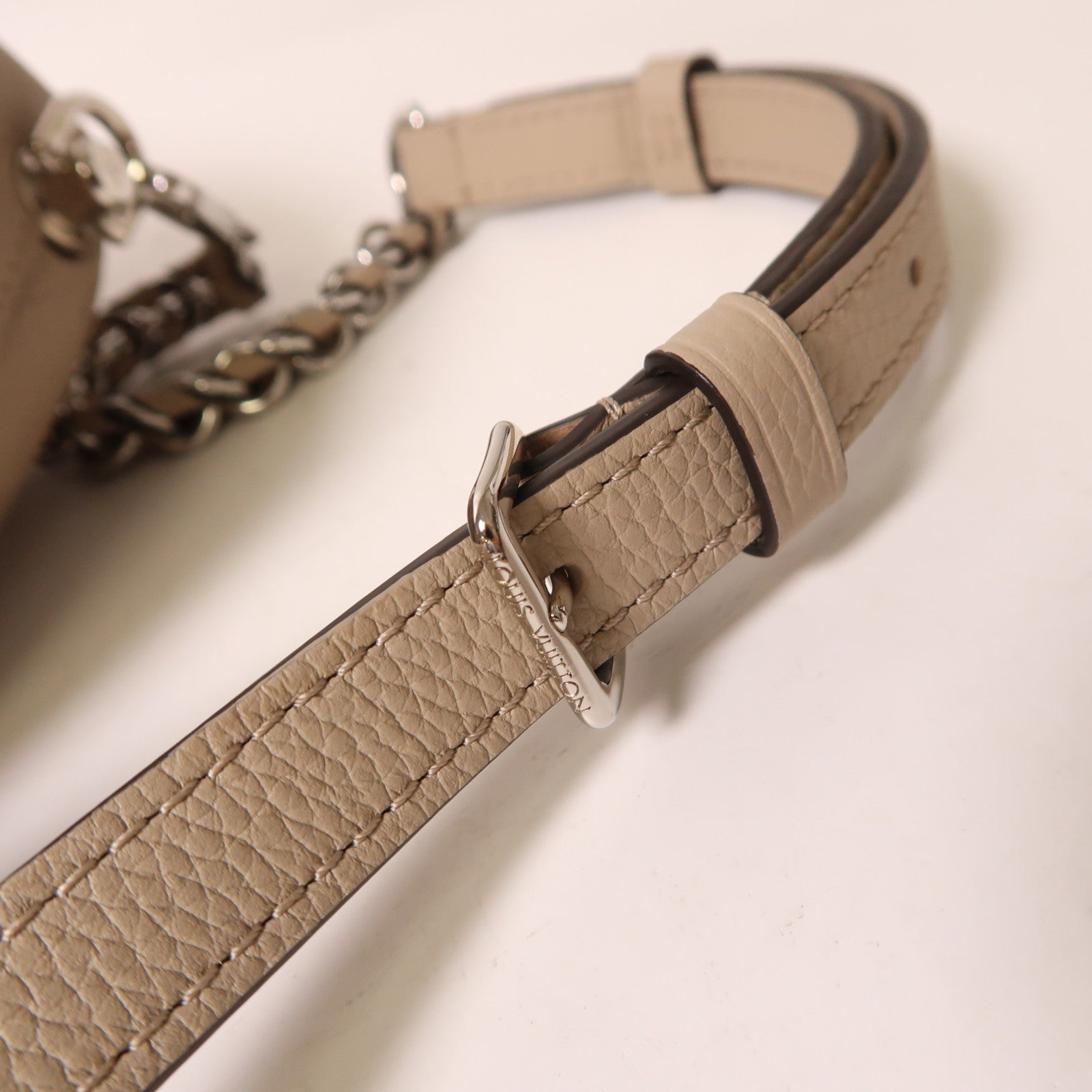 LOUIS VUITTON LV SHW Why Knot PM Shoulder Bag M20701 Mahina Beige