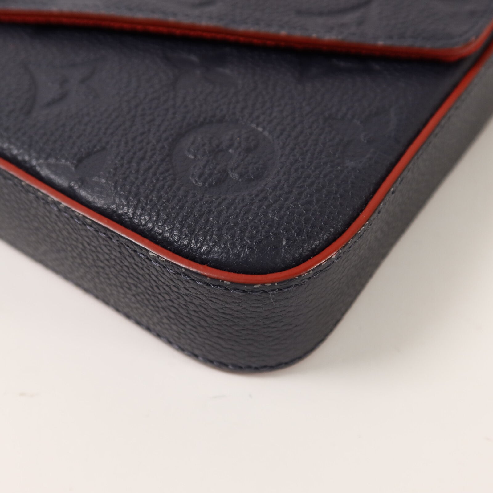 LOUIS VUITTON Monogram Empreinte Pochette Felicie金扣鏈帶肩背袋