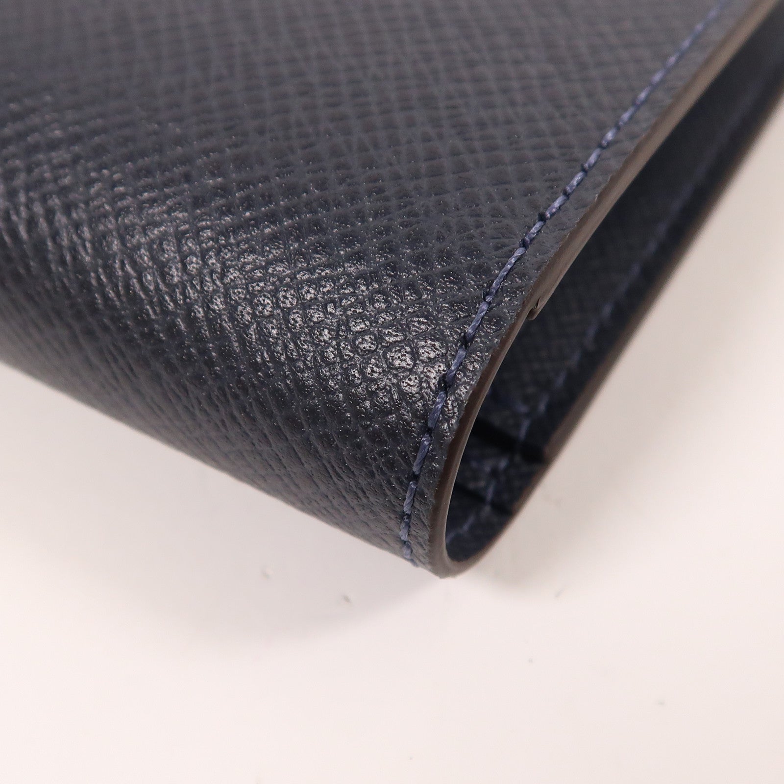 LOUIS VUITTON Taiga Long Wallet銀扣長錢包