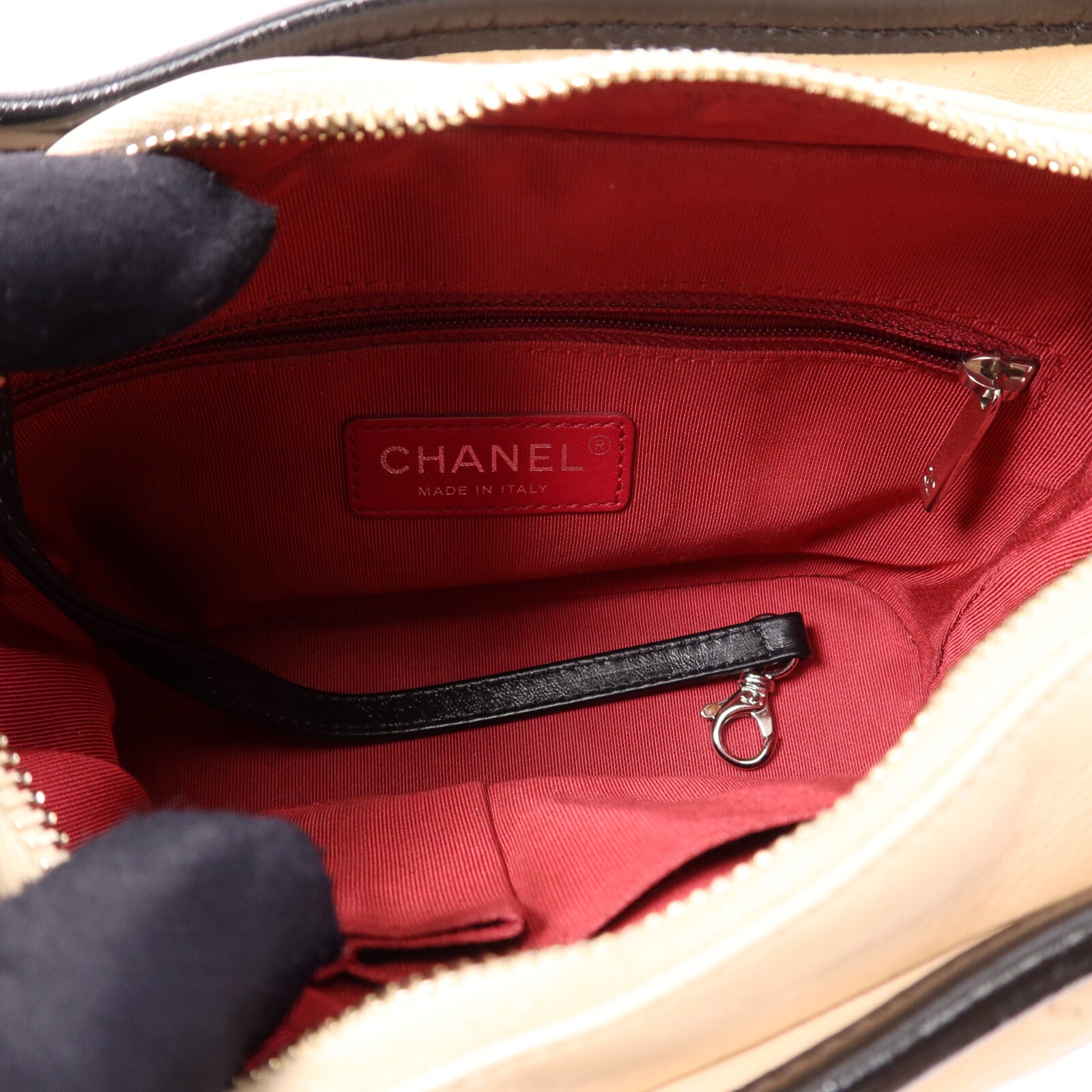 CHANEL 牛皮皮革Gabrielle Small肩背袋