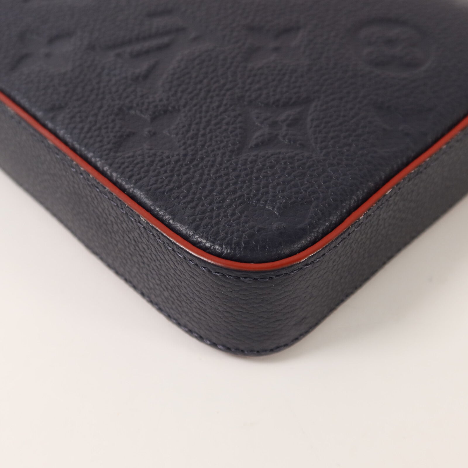 LOUIS VUITTON Monogram Empreinte Pochette Felicie金扣鏈帶肩背袋