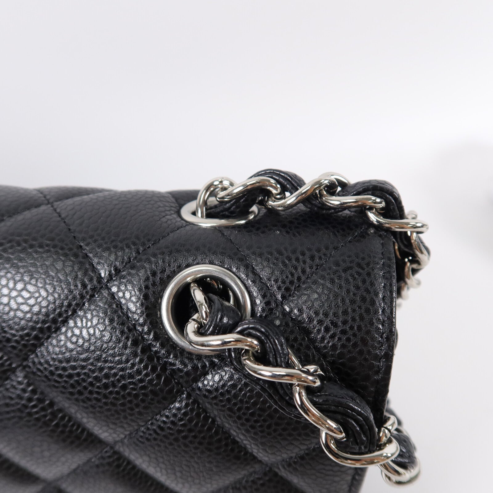CHANEL Maxi Classic鏈帶肩背袋