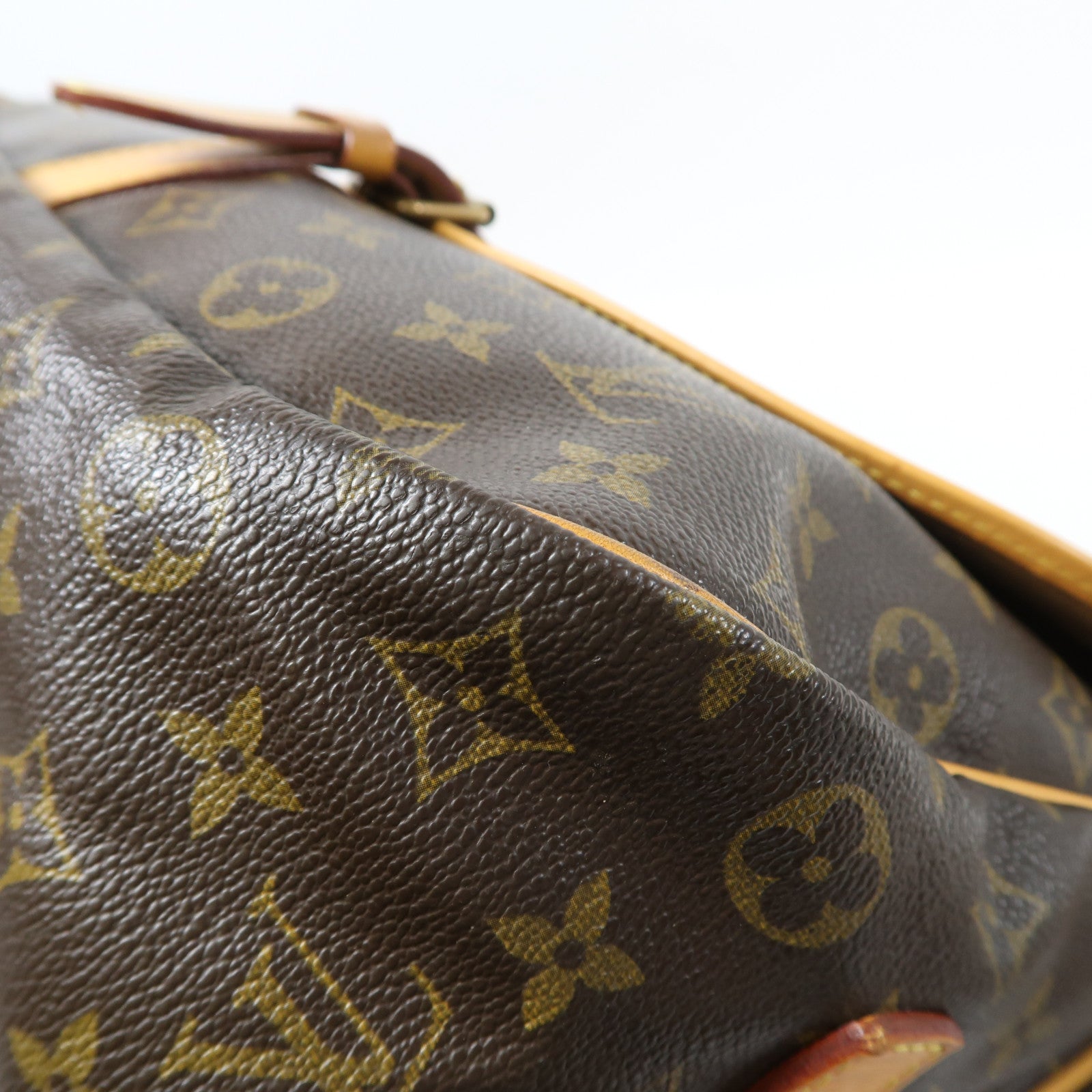 LOUIS VUITTON Monogram Saumur 35金扣肩背袋