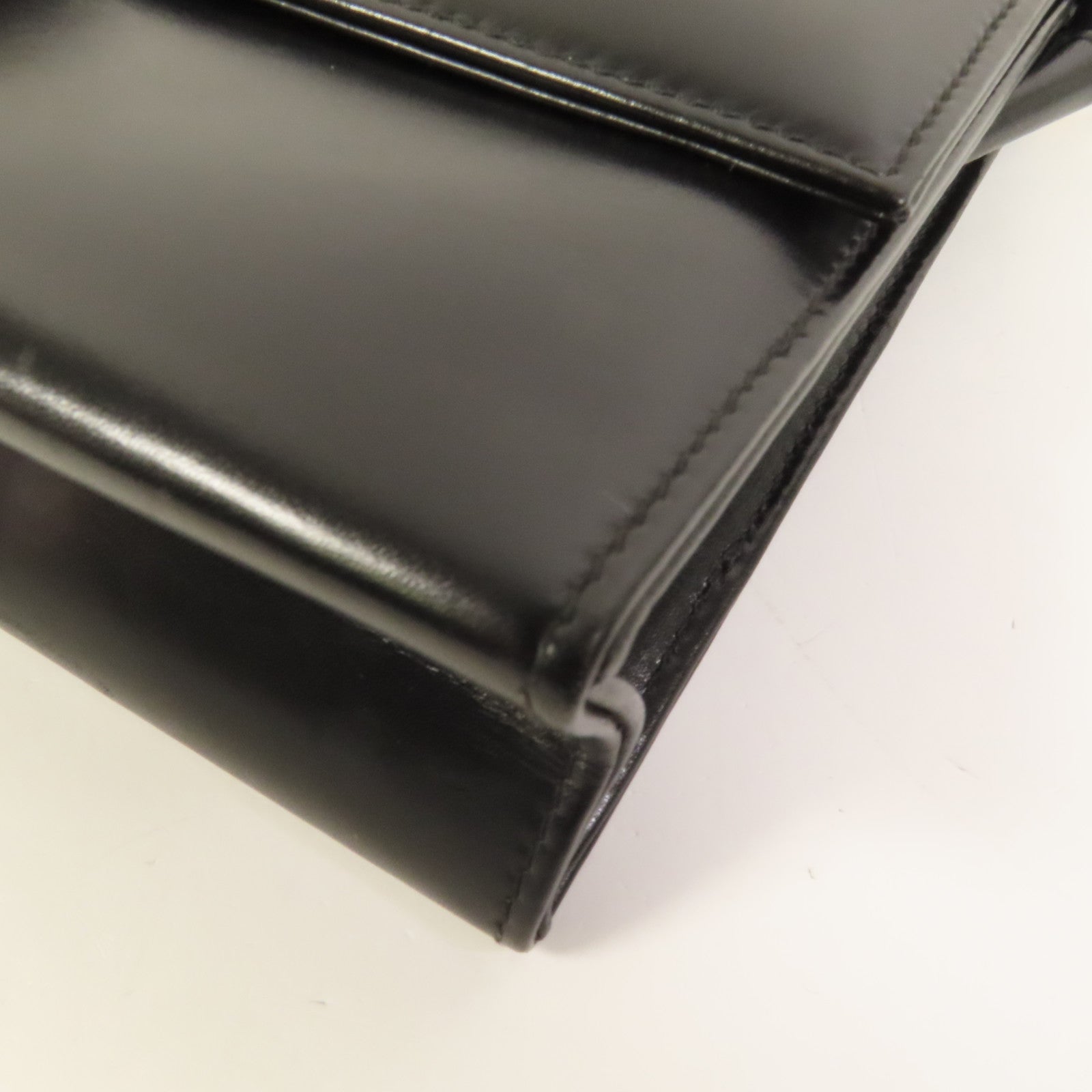 GUCCI 【激減優惠】牛皮皮革Vintage Clutch Bag金扣肩背袋