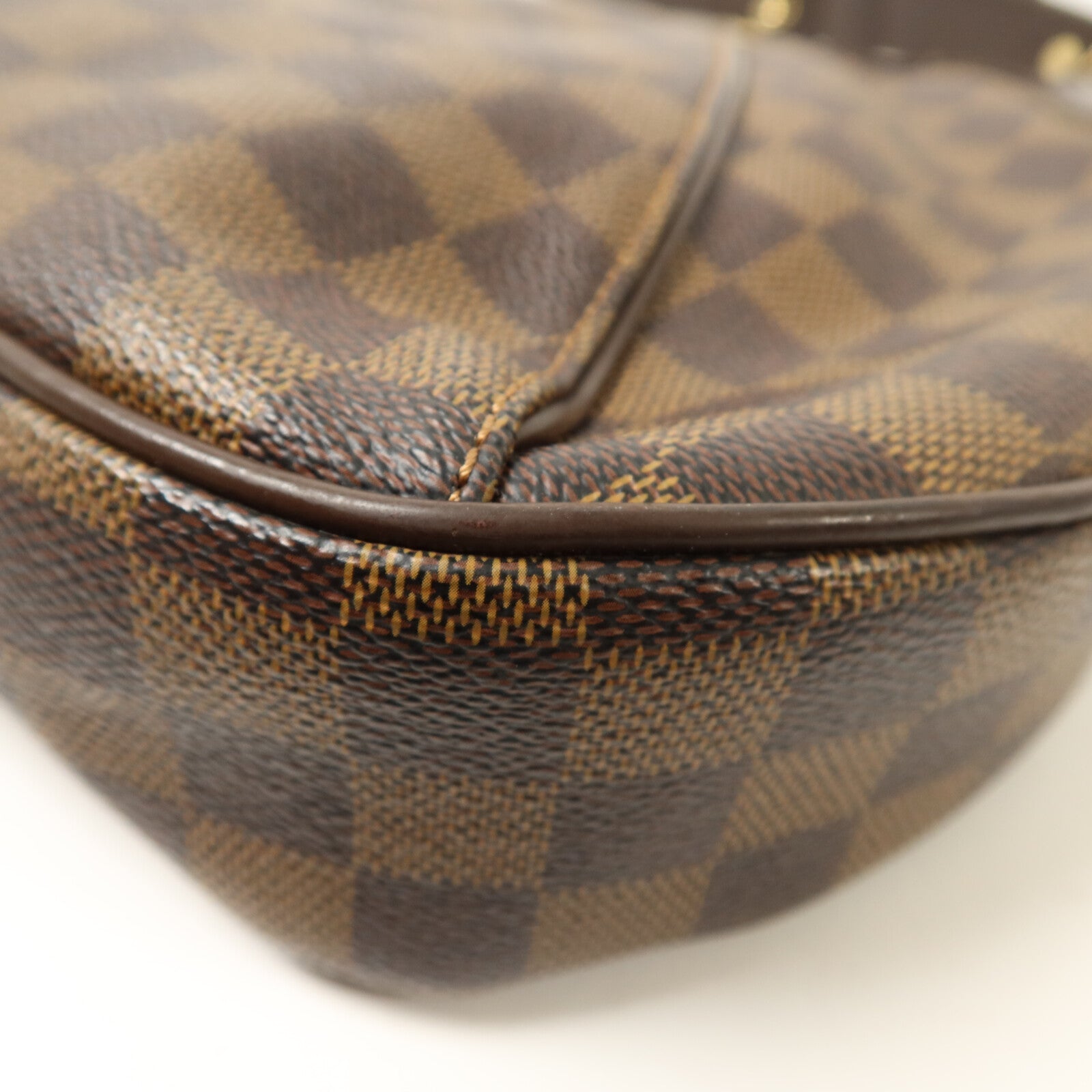 LOUIS VUITTON Damier Thames PM肩背袋