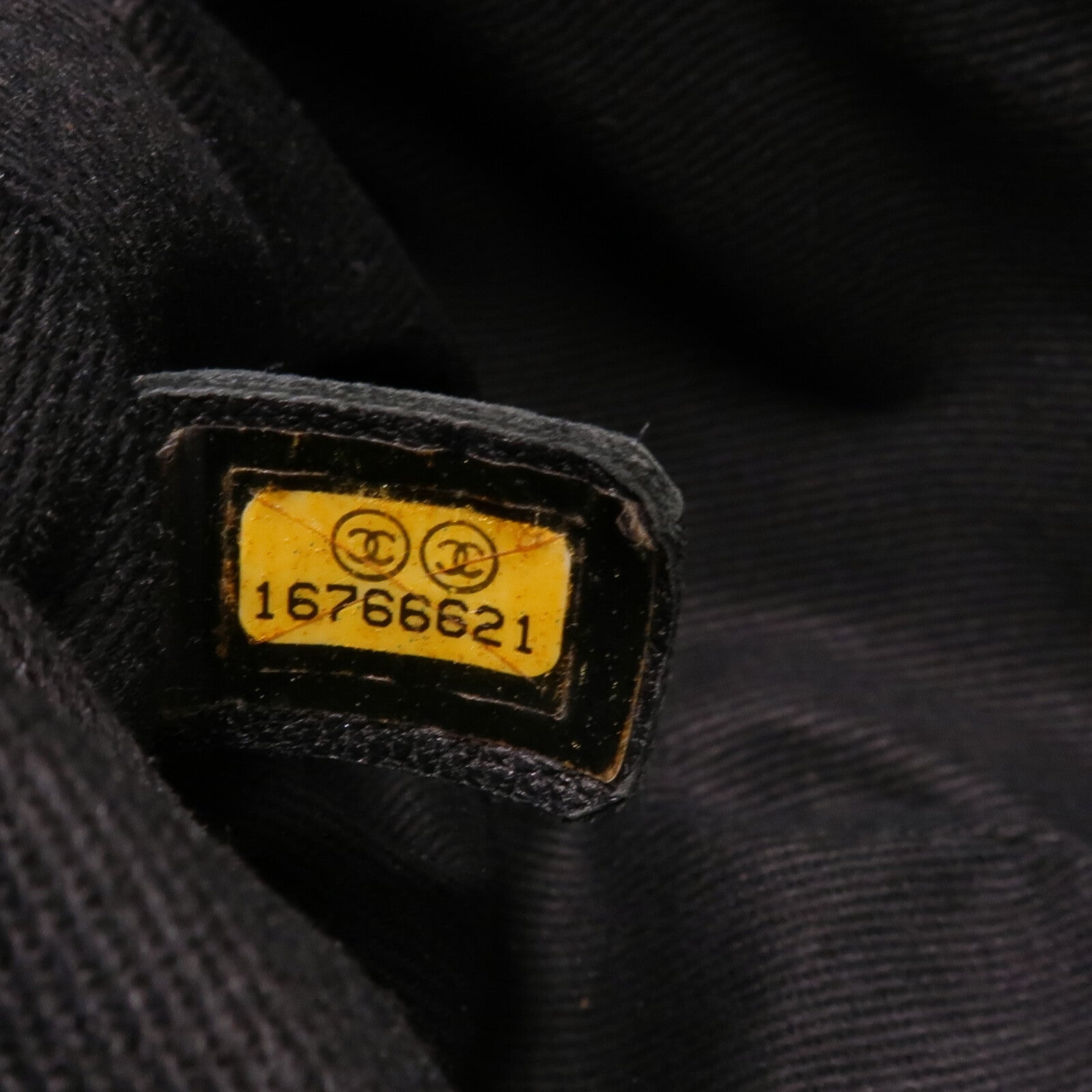 CHANEL 牛皮皮革Chain Shoulder鏈帶肩背袋