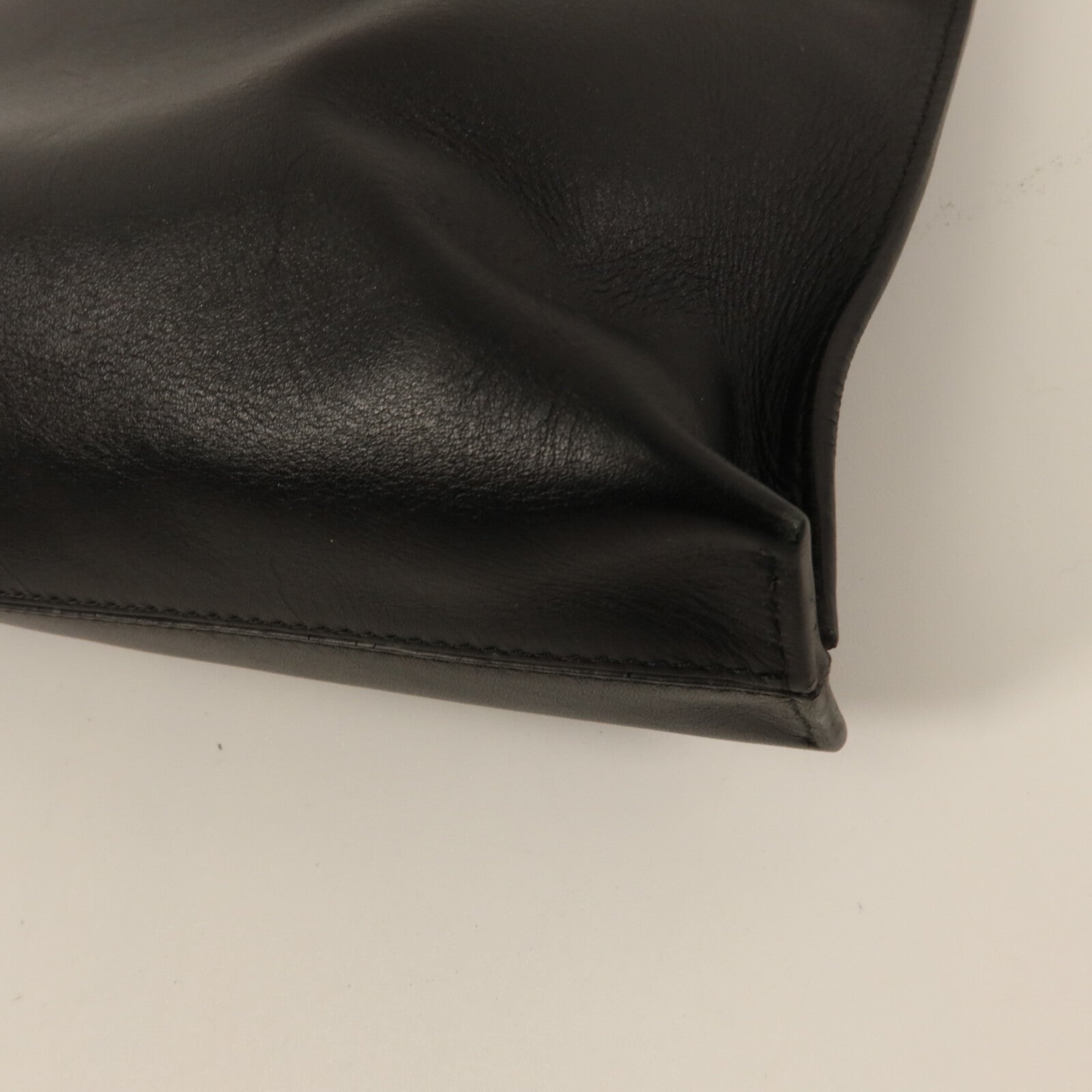 LOEWE 牛皮皮革T Pouch手拿包