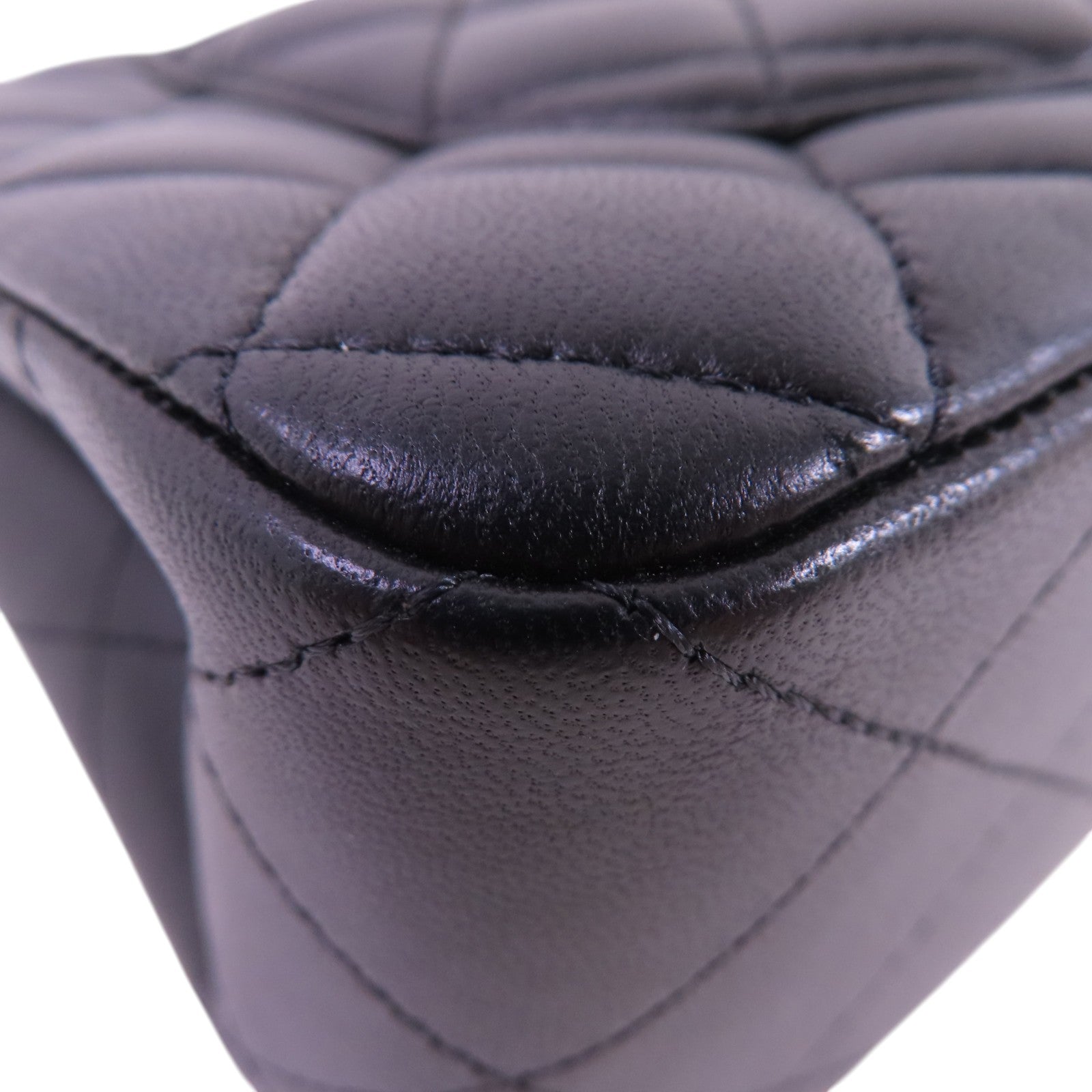 CHANEL 牛皮皮革Classic 23金扣鏈帶肩背袋