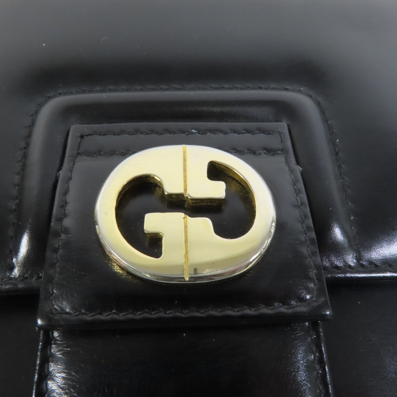 GUCCI 【激減優惠】牛皮皮革Vintage Clutch Bag金扣肩背袋