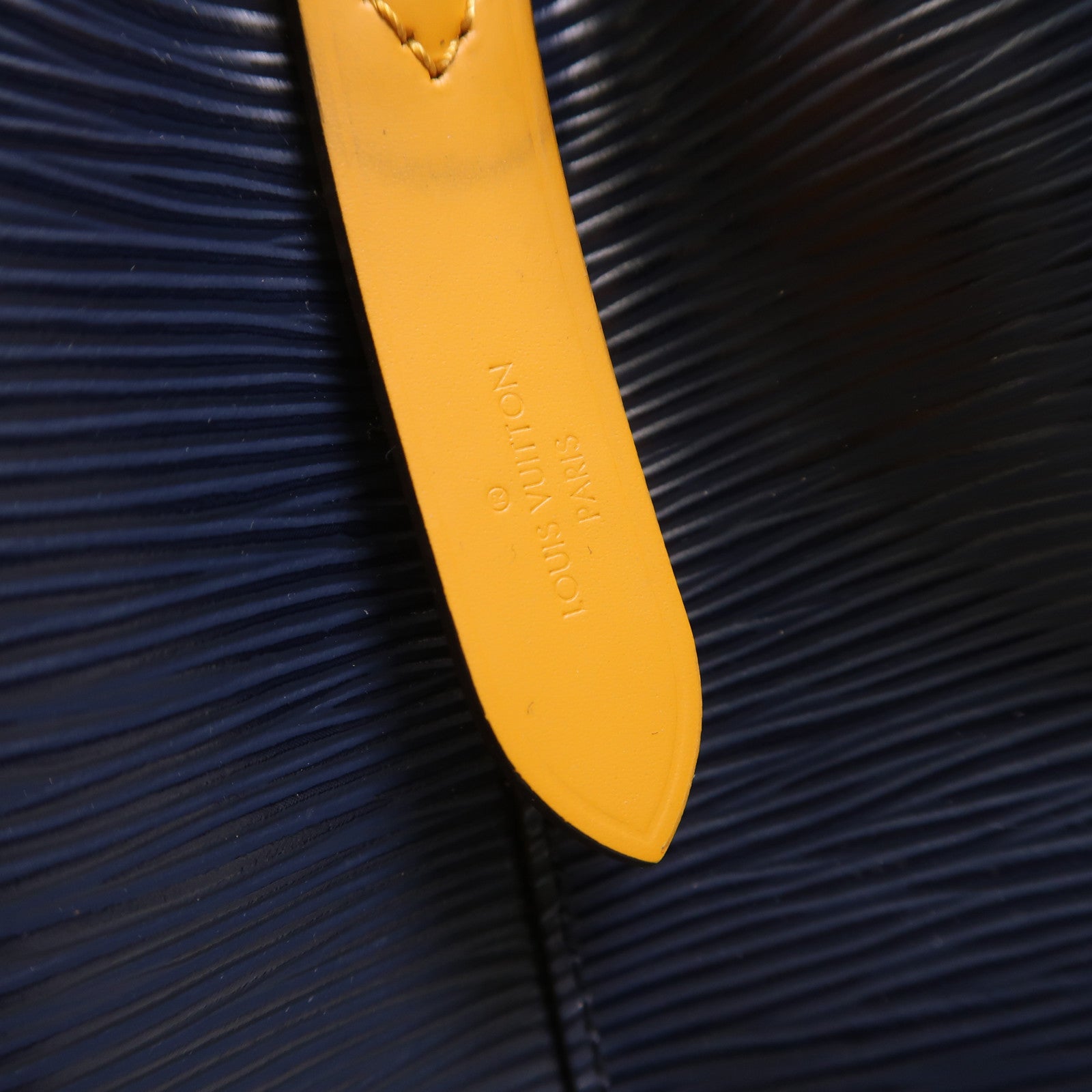 LOUIS VUITTON Epi Neo Noe BB銀扣手挽肩背兩用袋