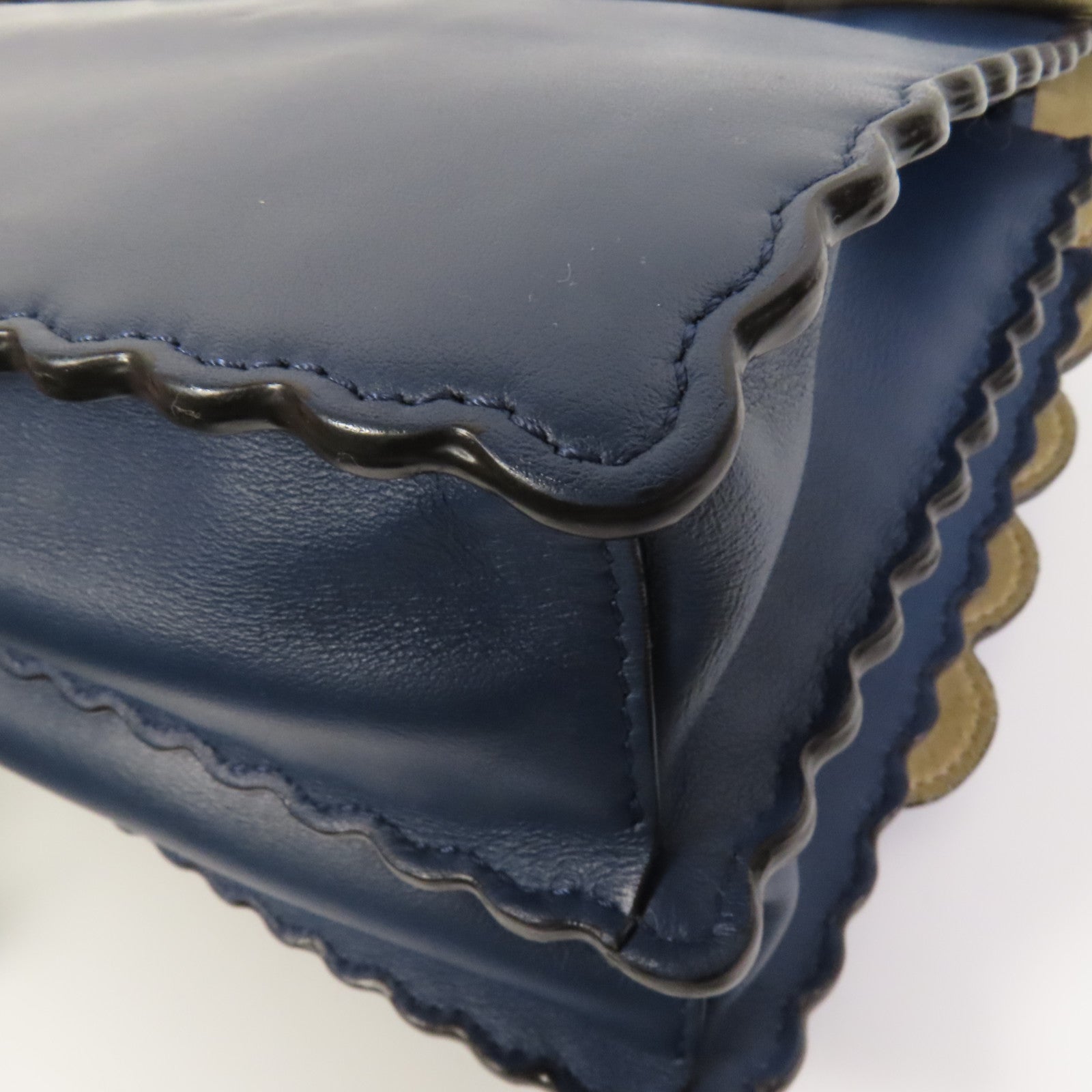 FENDI 牛皮皮革Kan I銀扣手挽肩背兩用袋