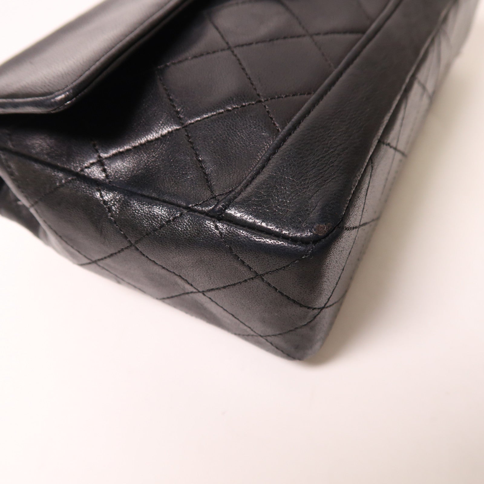 CHANEL 羊皮皮革Chain Shoulder金扣肩背袋