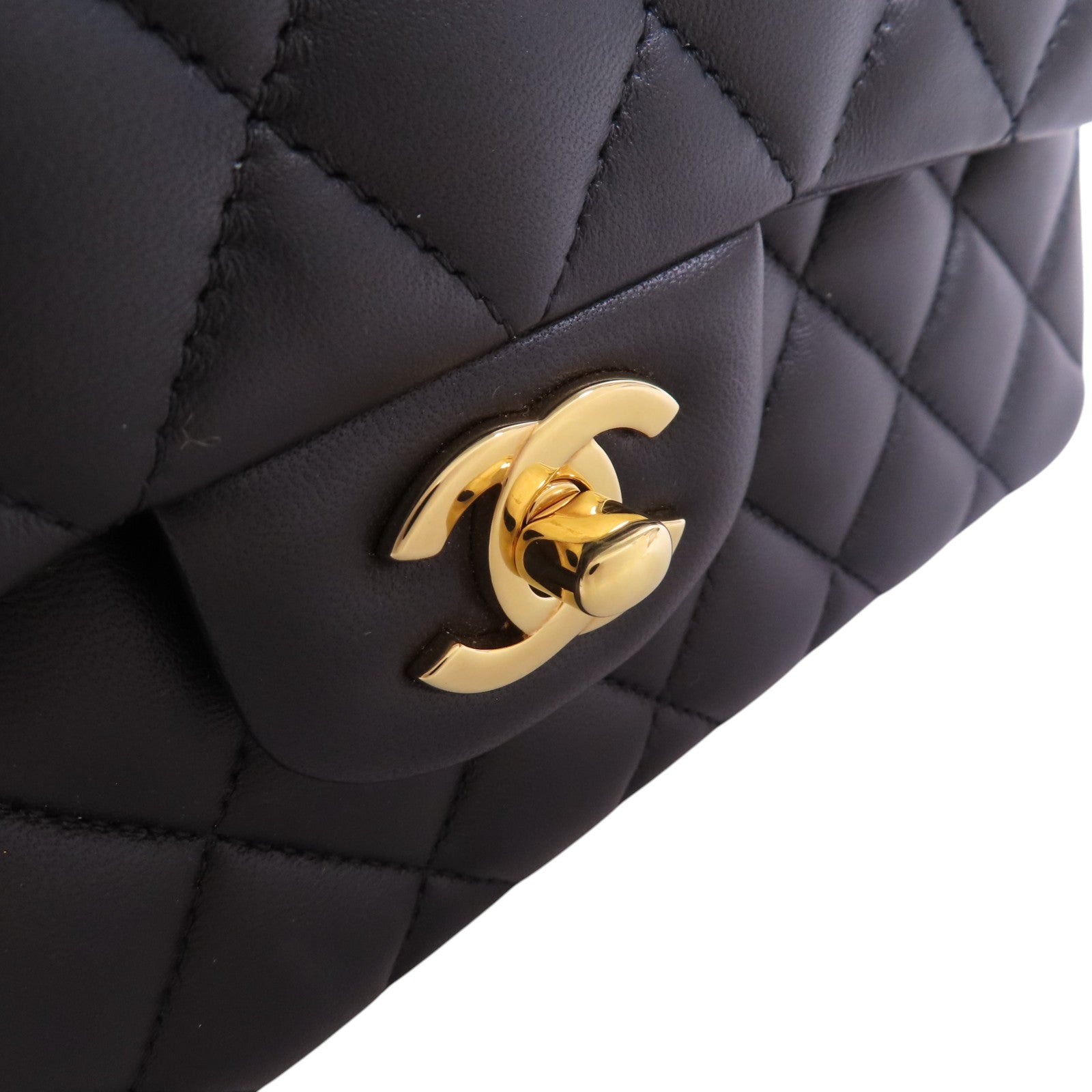 CHANEL 牛皮皮革Classic 23金扣鏈帶肩背袋