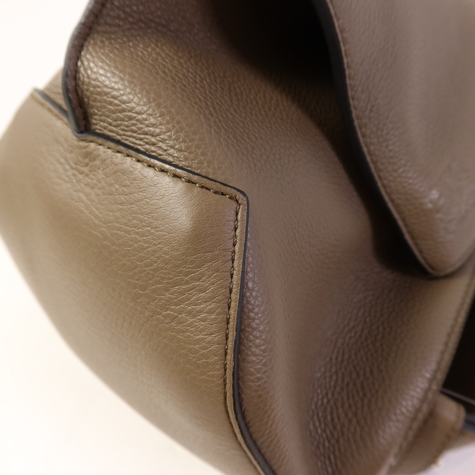 LOEWE 牛皮皮革Anton Sling銀扣肩背袋