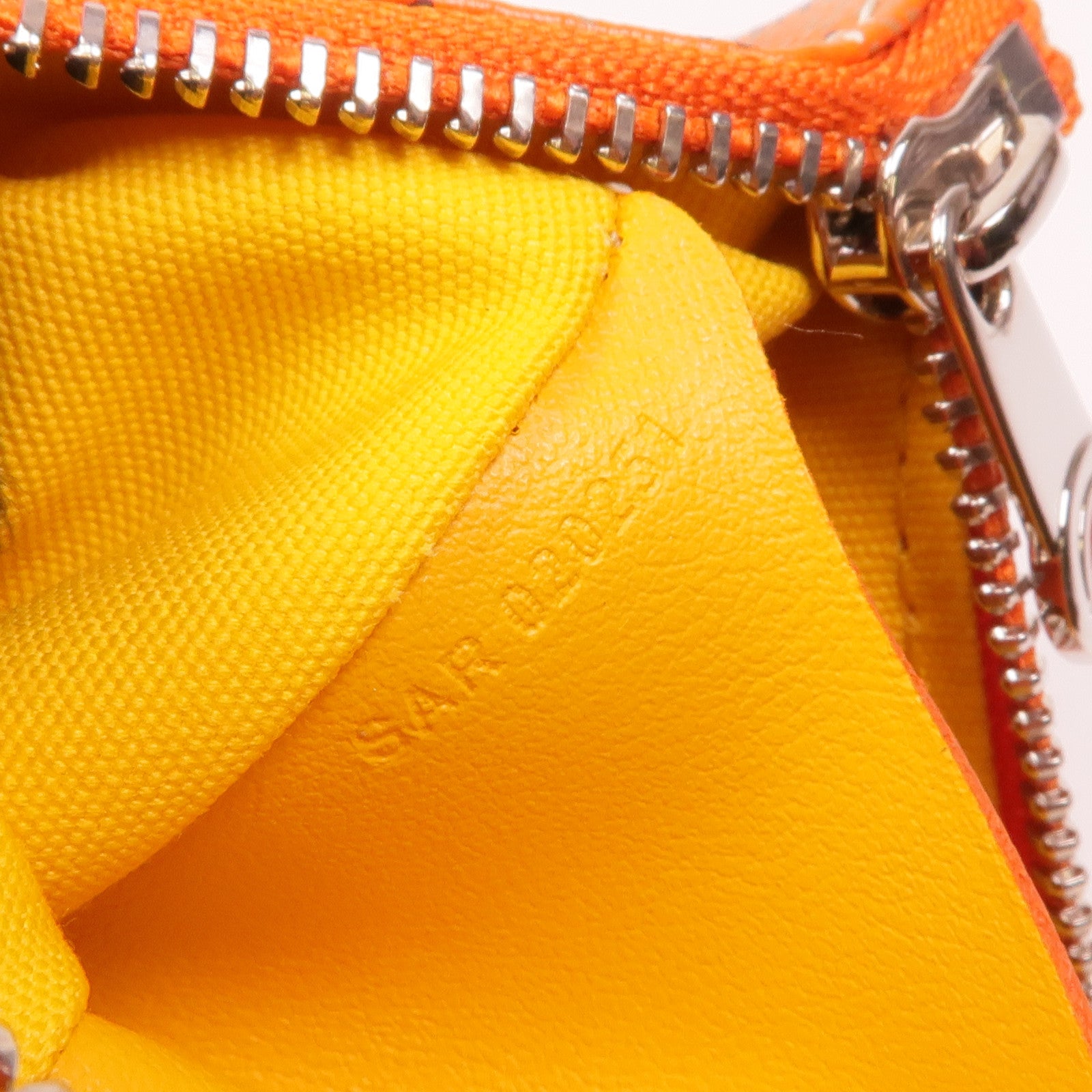 GOYARD 塗層帆布Senat PM Pouch銀扣手拿包