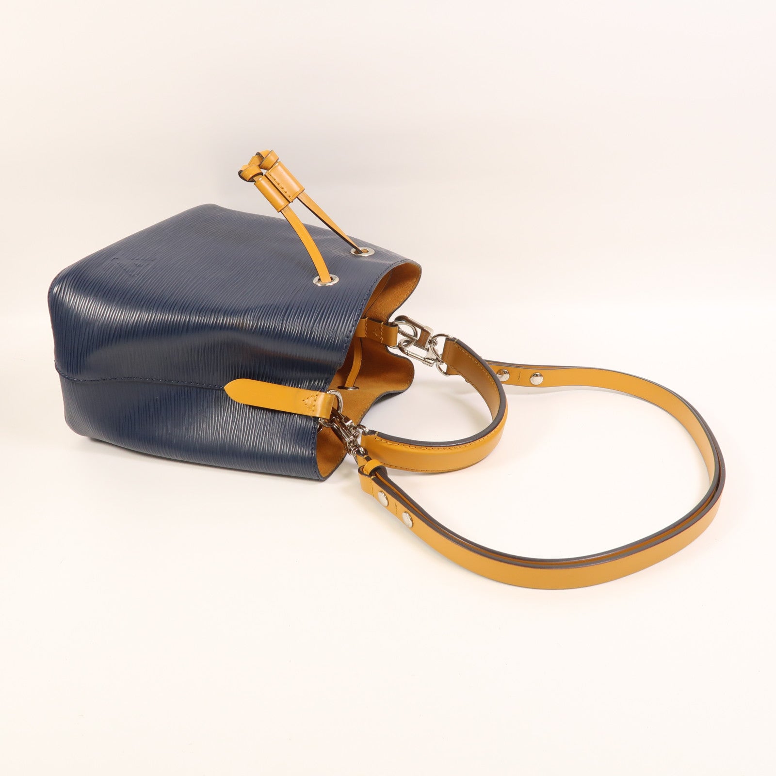 LOUIS VUITTON Epi Neo Noe BB銀扣手挽肩背兩用袋