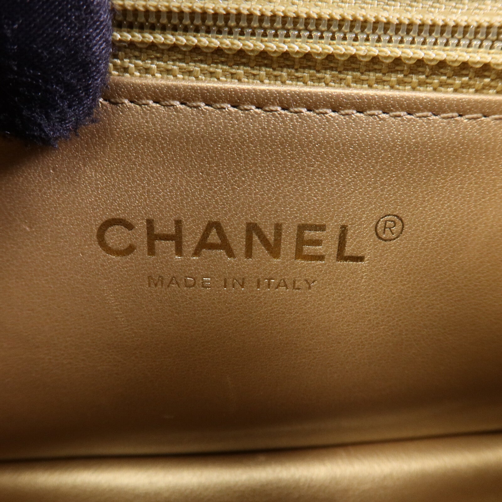 CHANEL 牛皮皮革Chain Shoulder Bag金扣鏈帶肩背袋